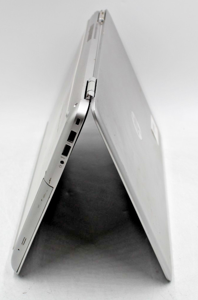 HP Pavilion 15.6in 1 TB HD 8 GB RAM AMD A9-9410 30 day warranty No OS