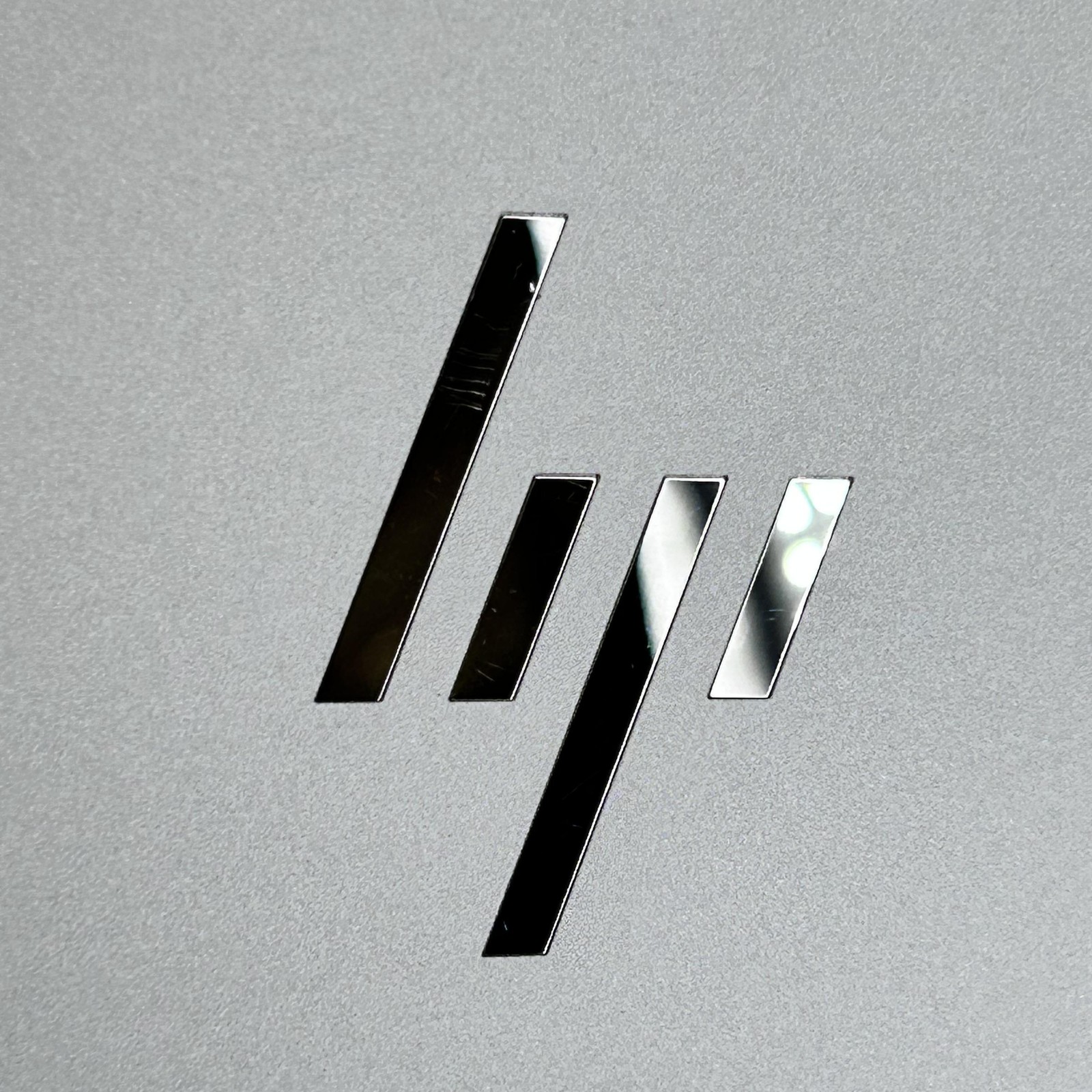 HP Elitebook 840 G8 14 Silver FHD i5-1145G7 2.60GHz 16GB 512GB SSD BEZEL SPLIT
