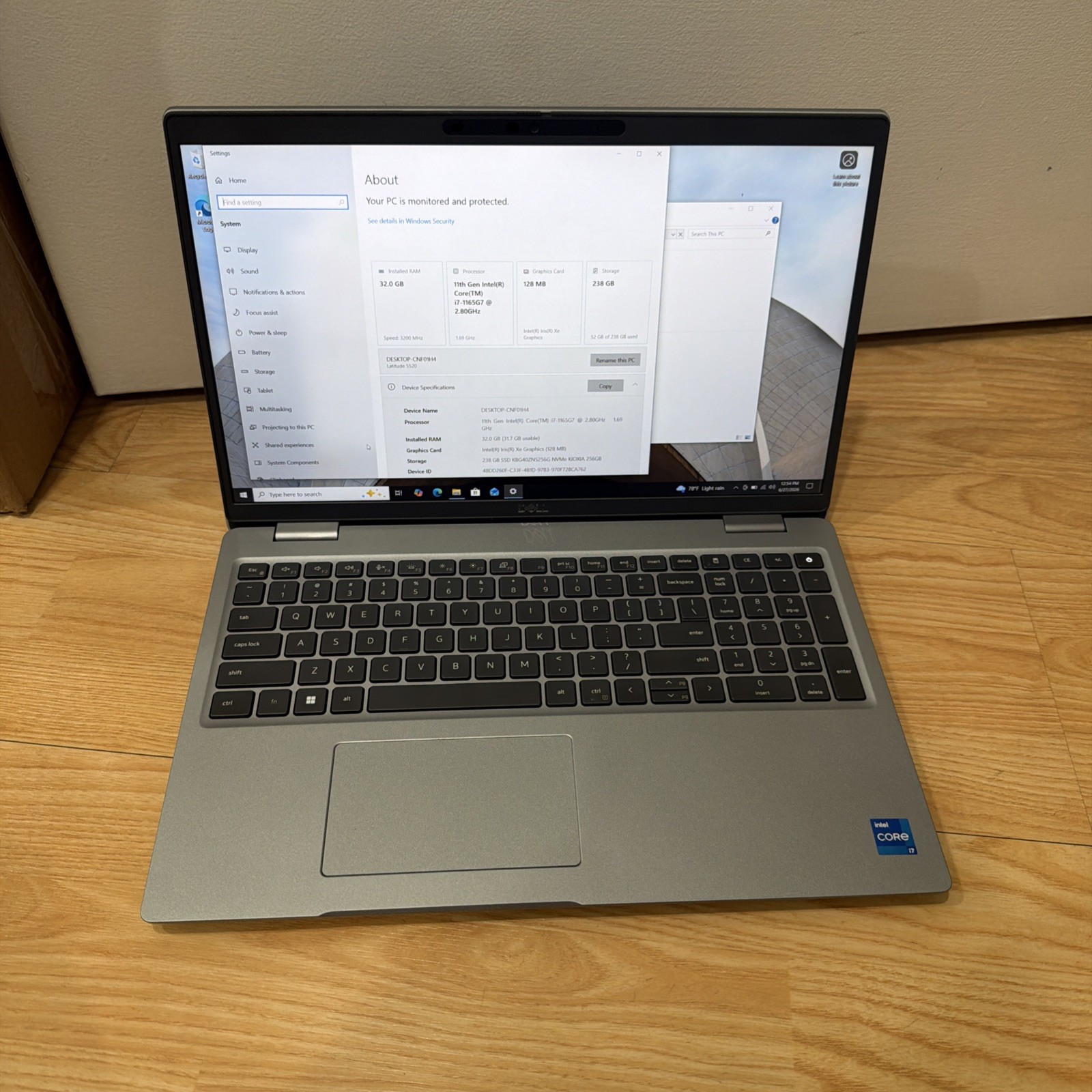 Dell Latitude 5520 15.6″ i7-1185G7/3.00GHz 32GB -256GB-Win11 Pro