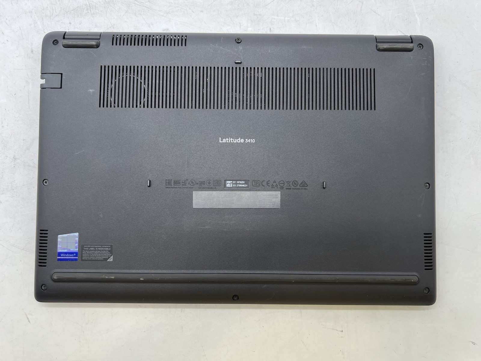 Dell Latitude 3410, i7-10510U CPU, @ 1.80GHz, 8GB RAM, 256GB NVMe-No OS/Charger