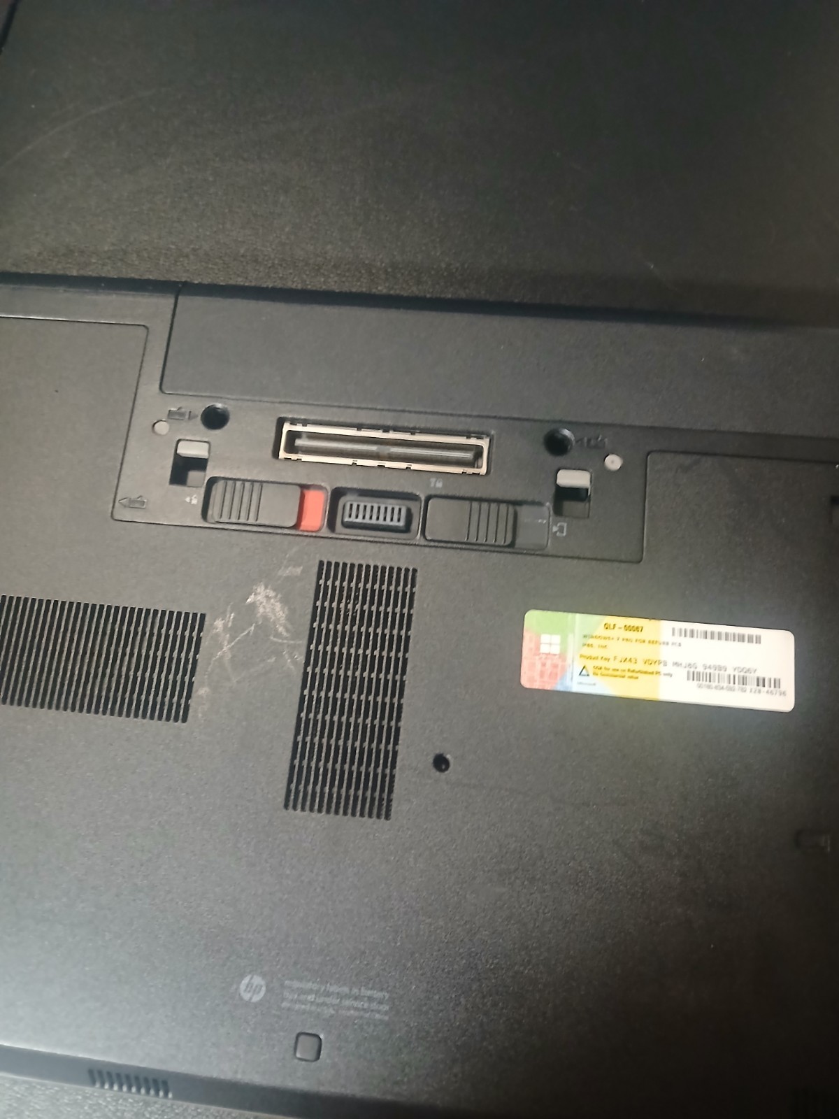 HP PROBOOK 6460B – FOR PARTS OR REPAIR, INTEL I5 2520M – 4GB RAM – BROKEN LCD