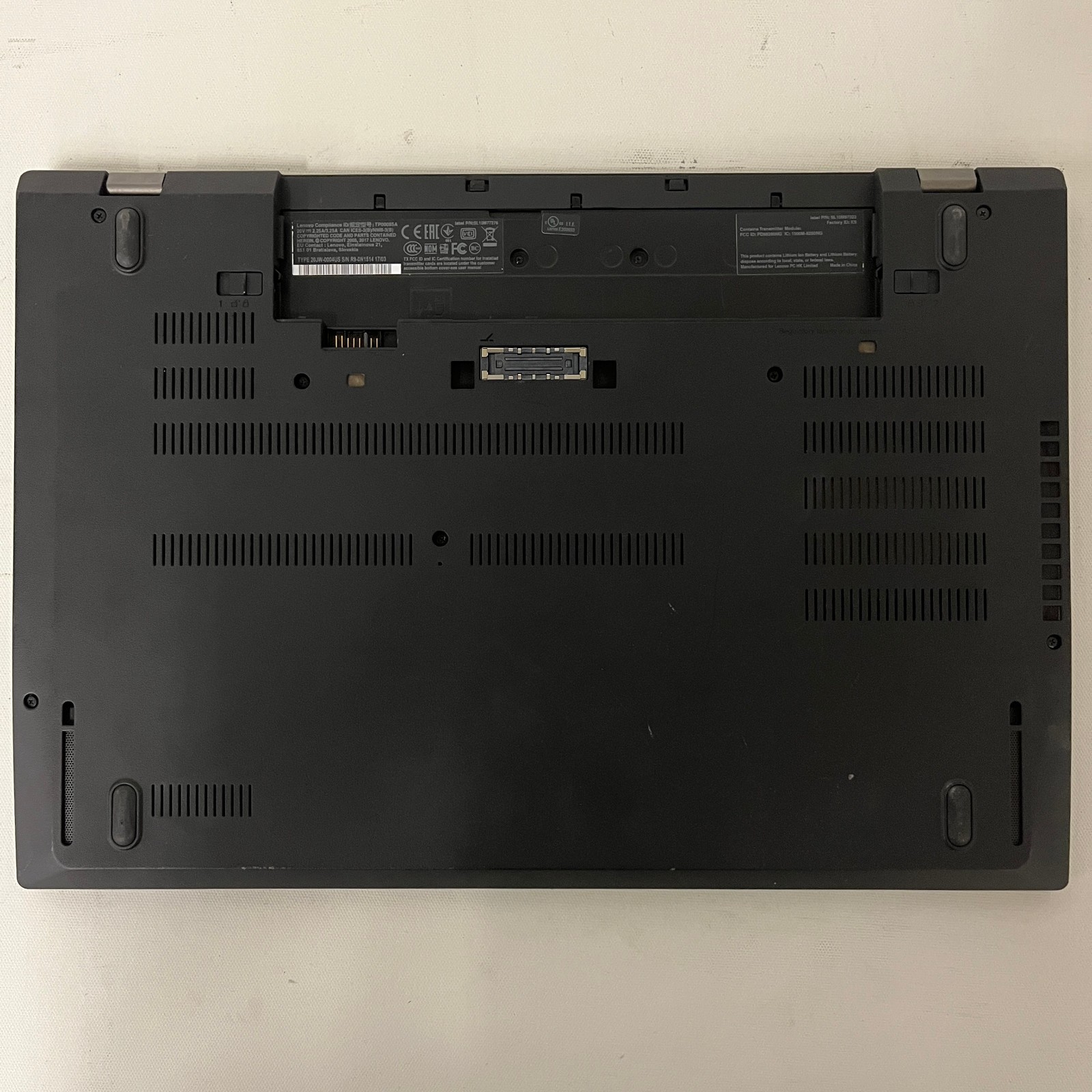 Lenovo ThinkPad T570 i7-6600U @2.60GHz | No Drive | 8GB RAM | No OS