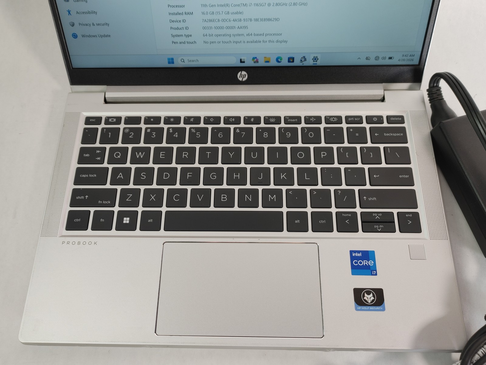 HP ProBook 430 G8 Core i7-1165G7 2.80 GHz 16 GB DDR4 256 GB NVMe Windows 11 Pro