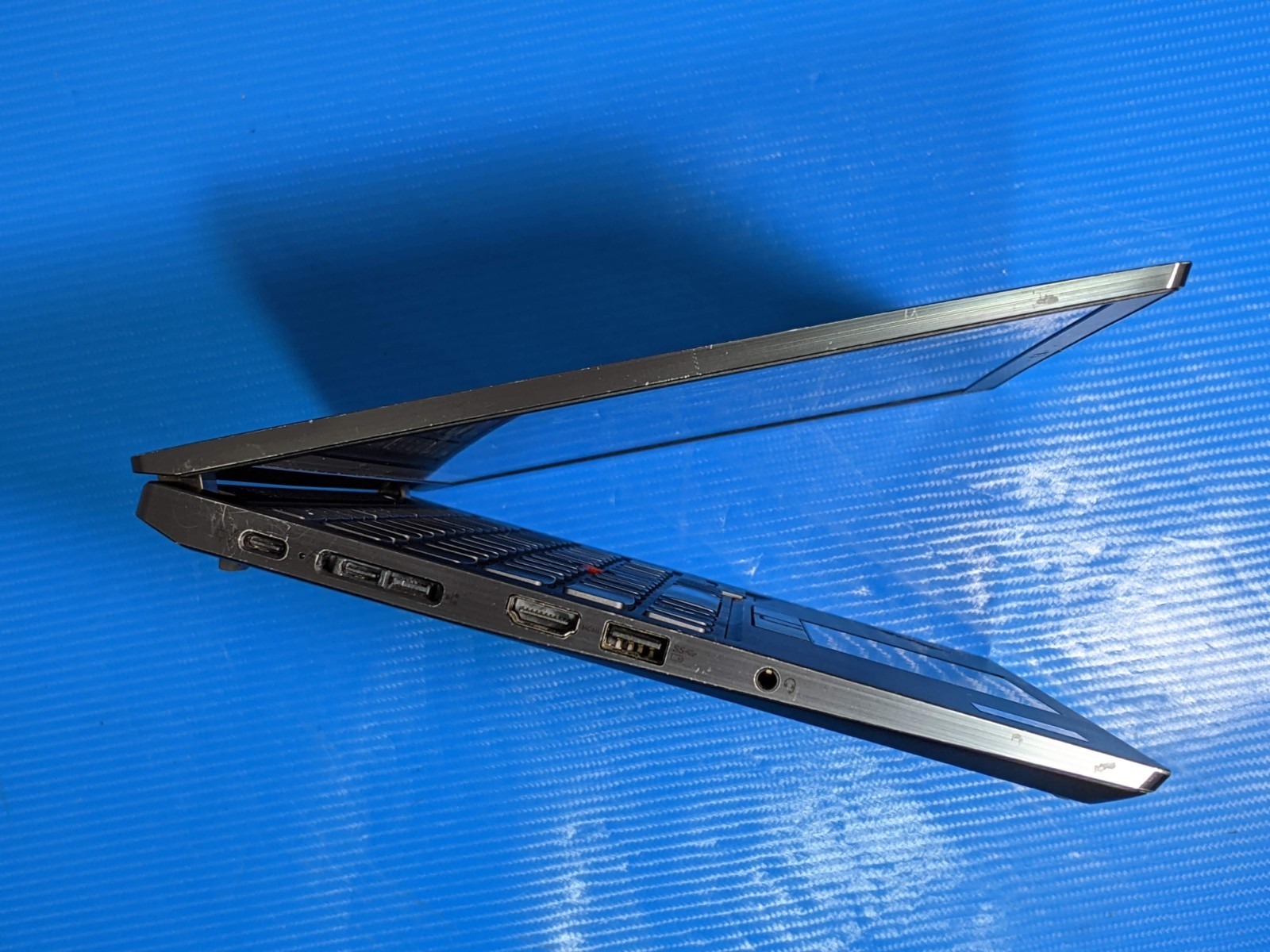 Lenovo ThinkPad X13 Gen 2i 13.3″WUXGA TOUCH i7-11 2.8GHz 16GB 512GB SSD W11P +PA
