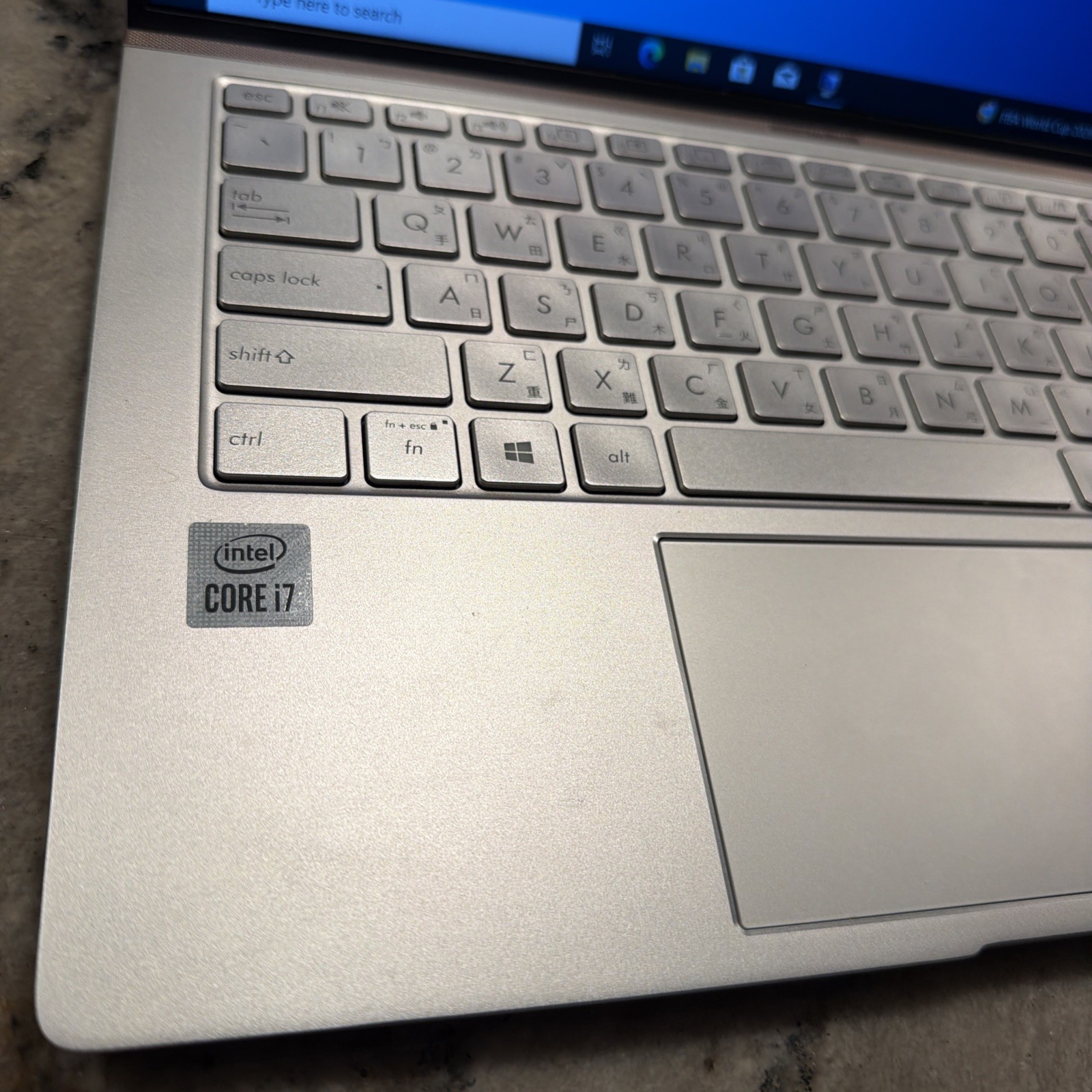 ASUS ZenBook UX434FAW i7-10810U 32GB RAM 512GB SSD 14” Win10 Pro Tested