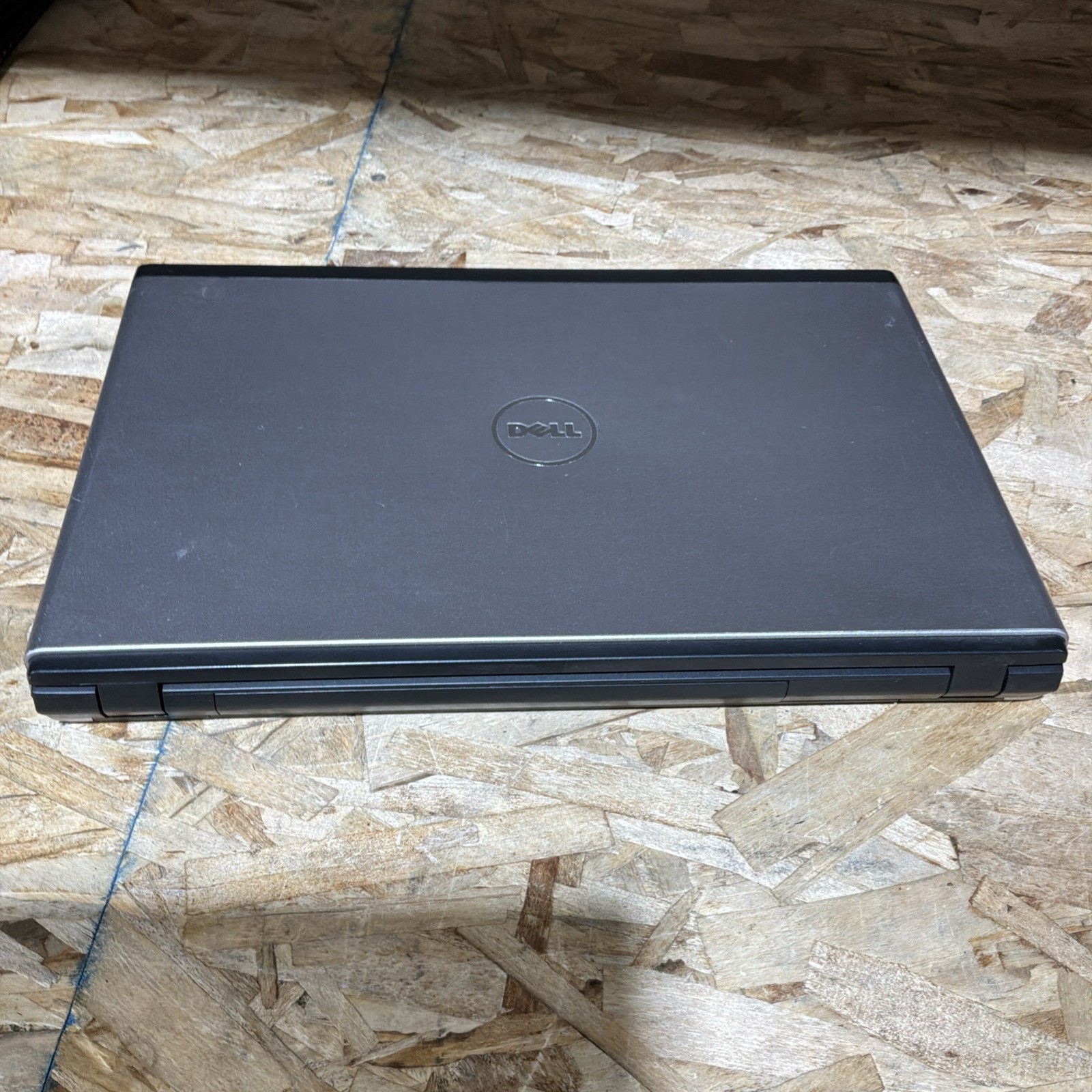 Dell Vostro 3500 Intel Core i3 360M 15″ 4GB RAM 250GB HDD-BOOTS BIOS C275