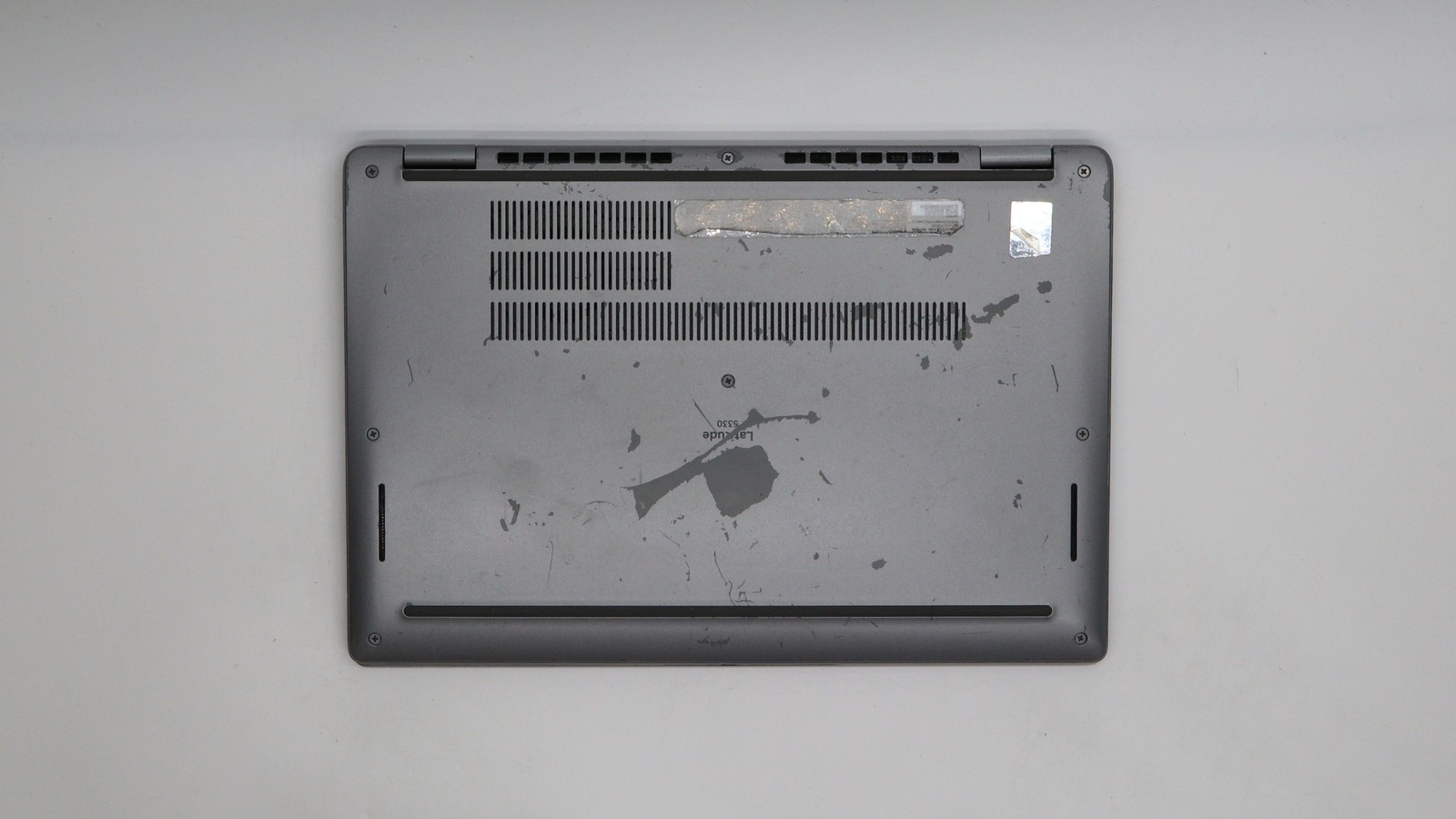 Dell Latitude 5330 13″ i7-1265u 16GB 512GB – Very Good