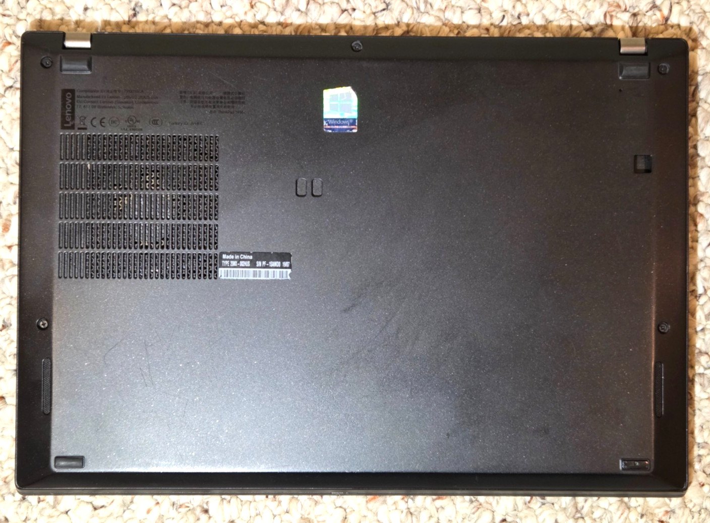 Lenovo ThinkPad T490s 14″ (512 GB SSD, Intel Core i7-8565U, 1.8 GHz, 16 GB RAM)