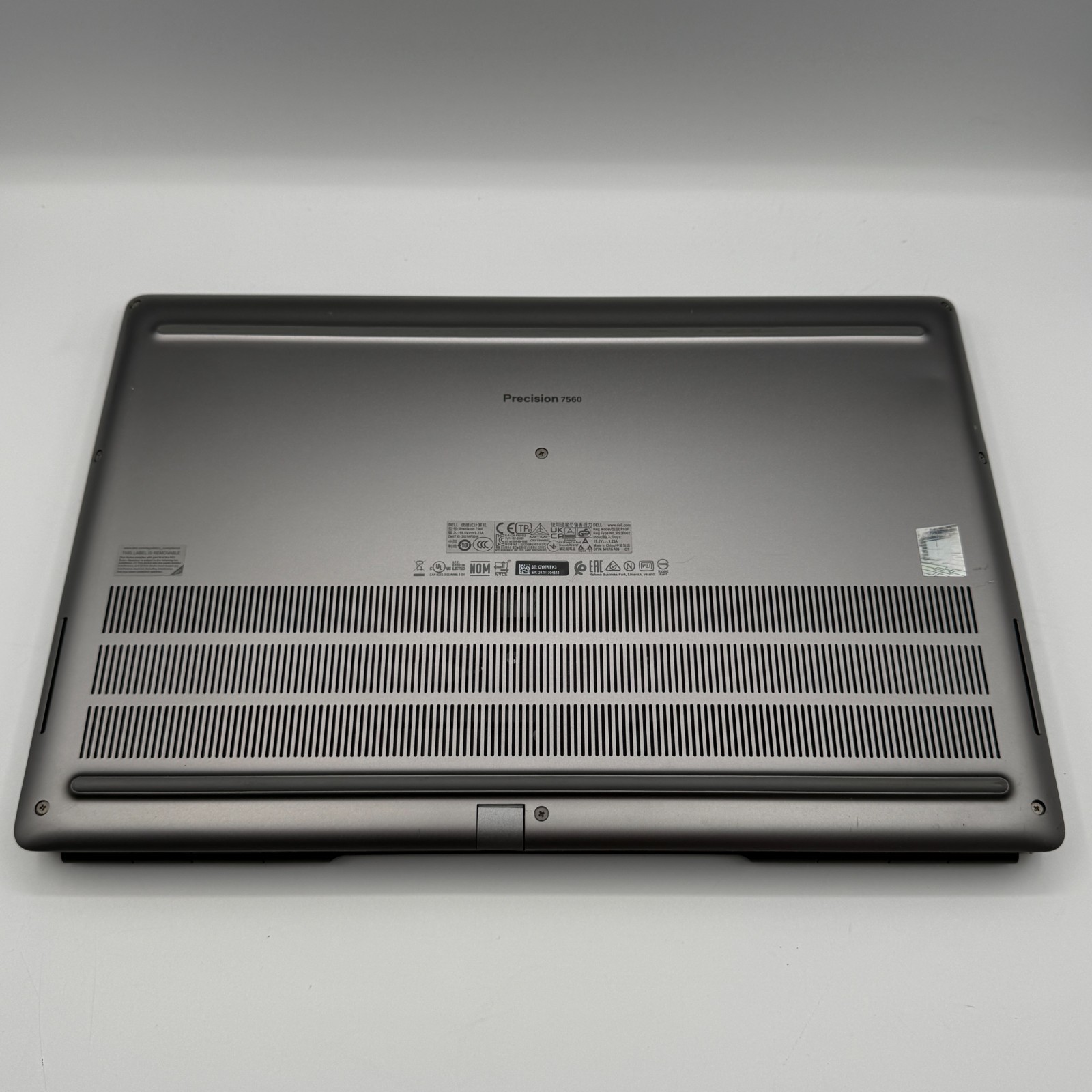 Dell Precision 7560 15.6″ i7-11850H 32GB RAM 512GB SSD NVIDIA T1200 Win 11 Pro