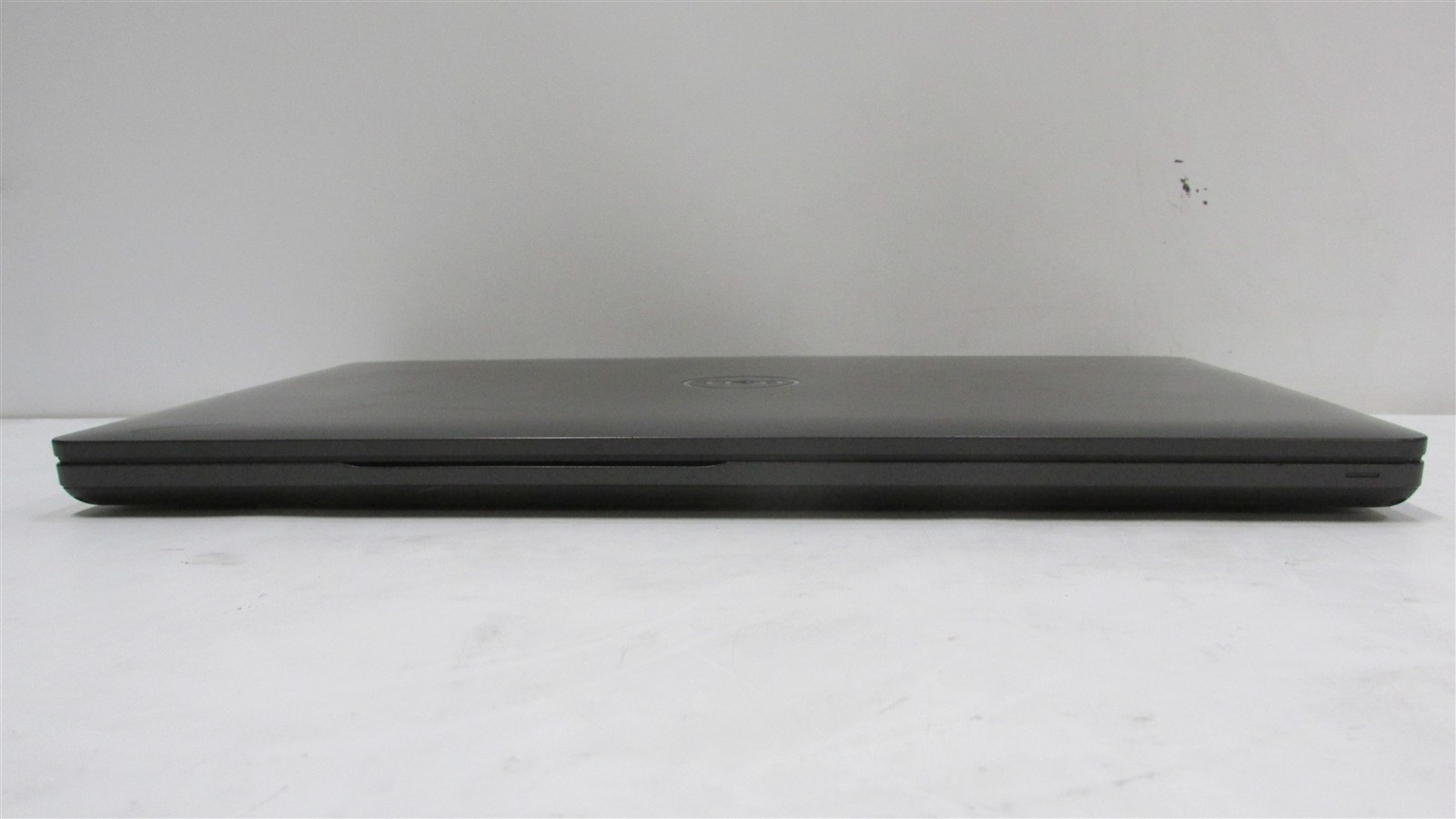 Dell Latitude 5500 i5-8365U 1.6GHz 8GB RAM 256GB m.2 15.6″ Win 11 Pro COSM DMG