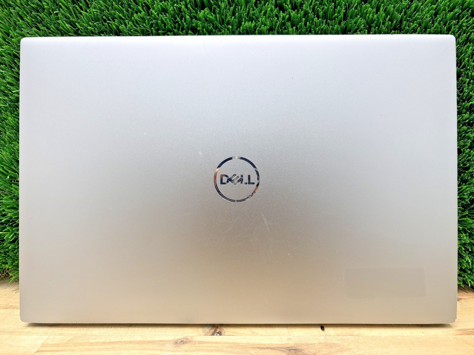 Dell Precision 5550 Xeon-10th Gen 2.80GHz 32GB RAM 256GB SSD Nvidia Q T2000 Max*