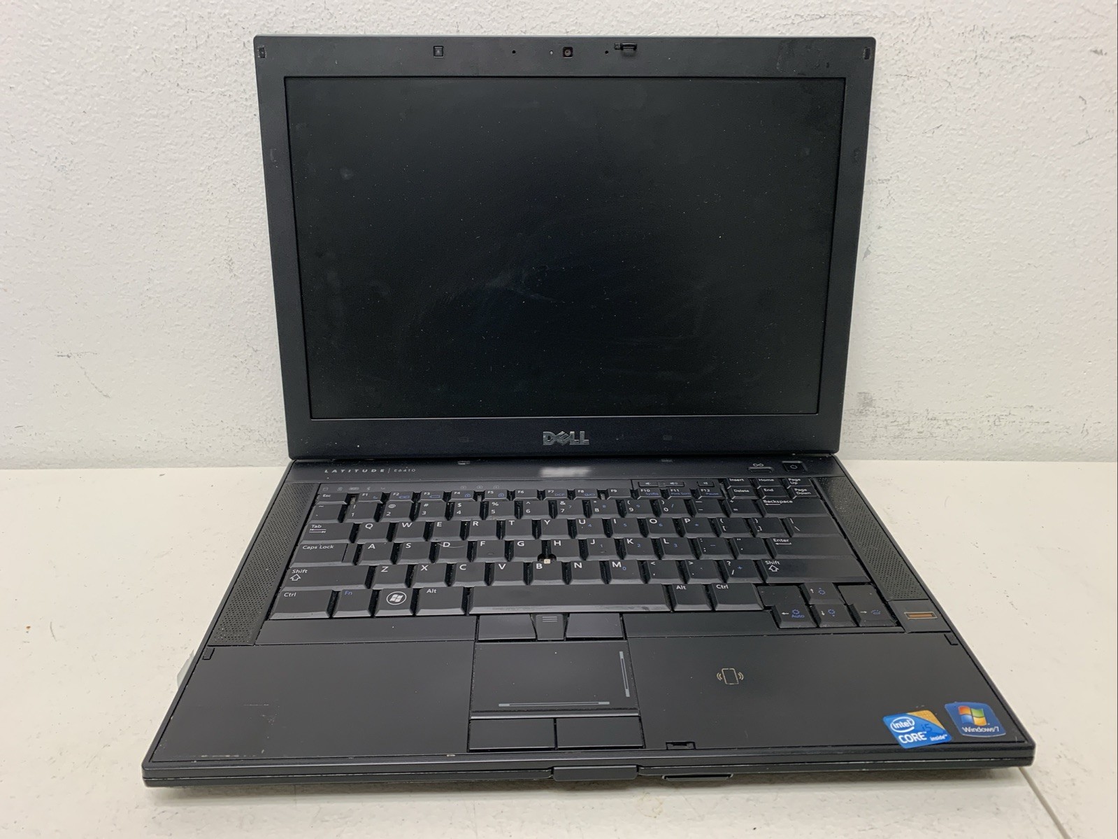 Dell Latitude E6410 Intel Core i5 M 560 2.67GHz No Ram NO HDD For Parts