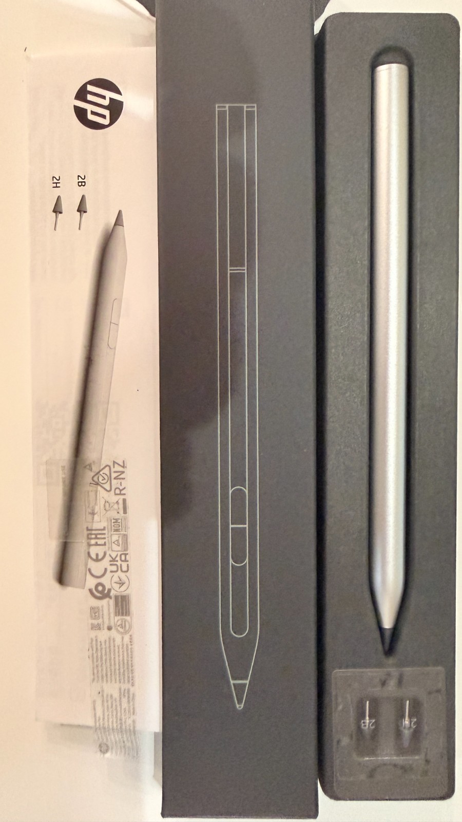 HP OmniBook X Flip 2-in-1 Laptop Next Gen AI 16t-as00, 16″ Touchscreen with pen