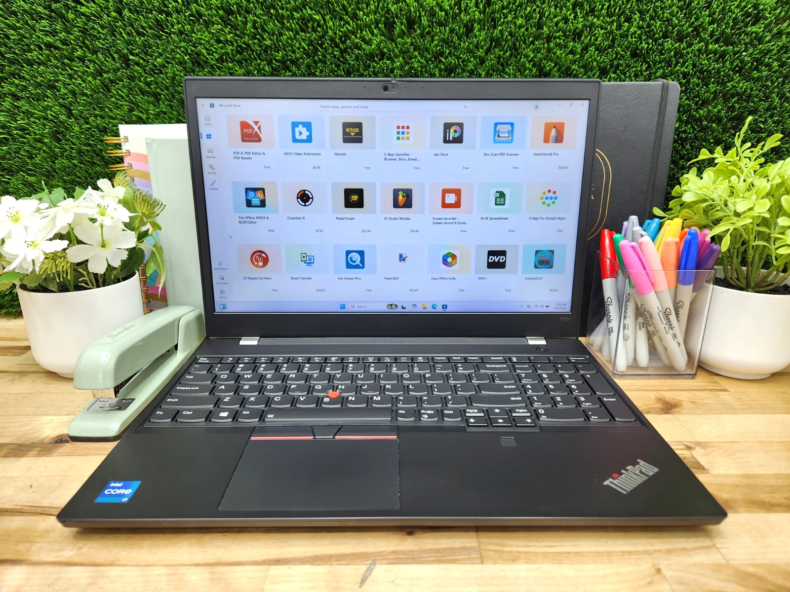 Lenovo ThinkPad P15v Gen 2 15.6 FHD i7-11800H 32GB RAM Nvi. T600 EXCELLENT BATT~