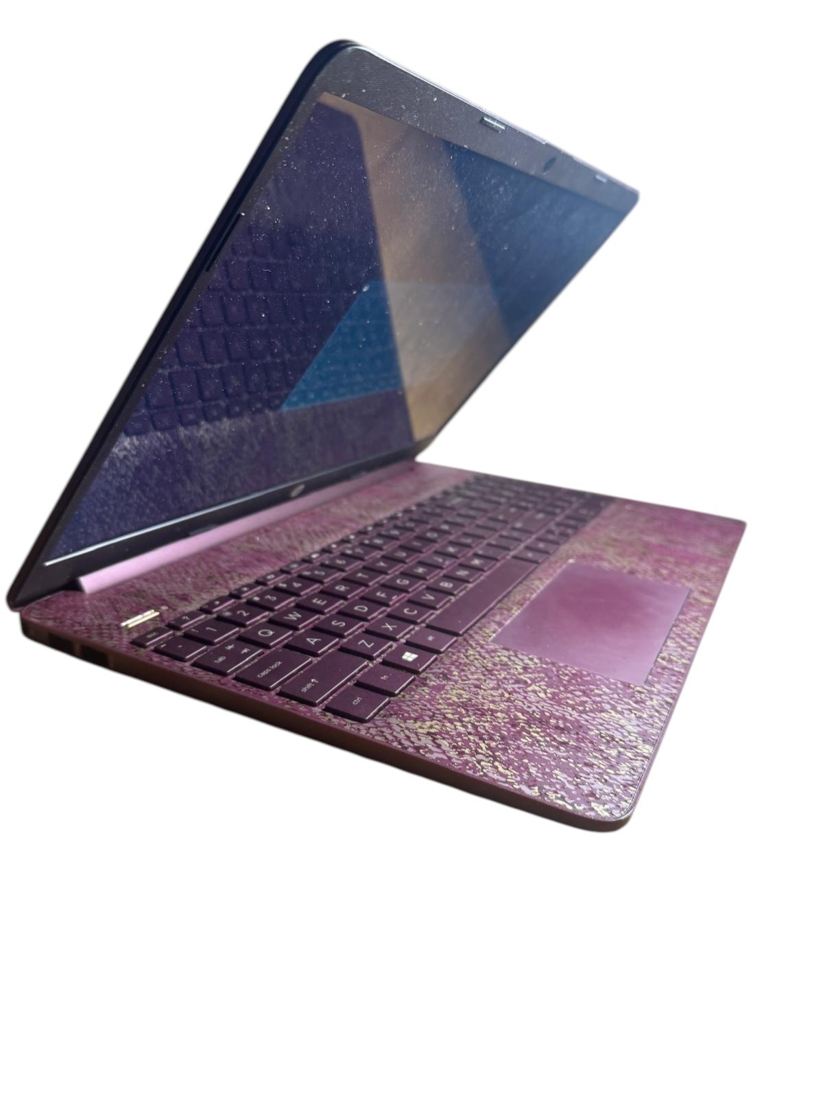 HP Laptop 15-ef2007ds AMD Ryzen 3 5300U 8GB RAM NO SSD NO AC Adapter