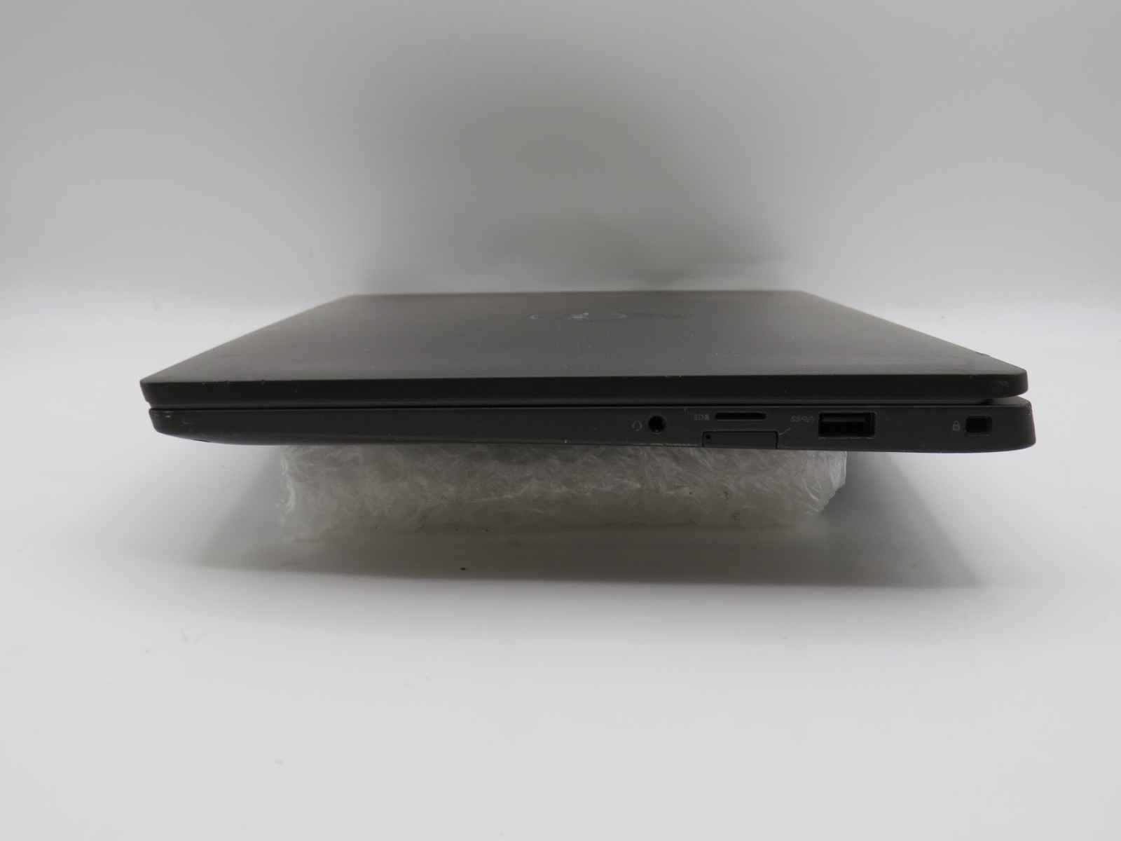 Dell Latitude 7400 i5-8265U @ 1.6GHz 16GB DDR4 512GB SSD 14″ Win 11 Home