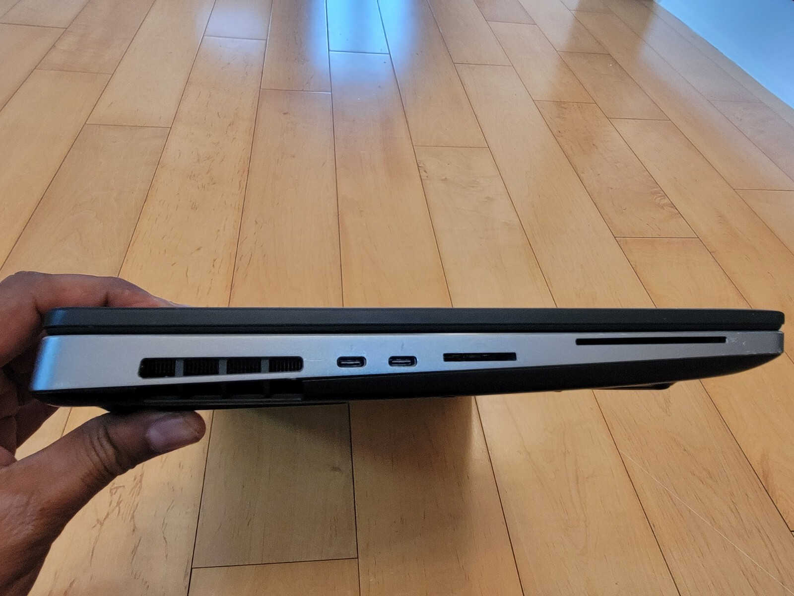 Dell Precision 7530 Core i5-8400H 2.5GH 32GB/512GB SSD Win10 Webcam Quadro P2000