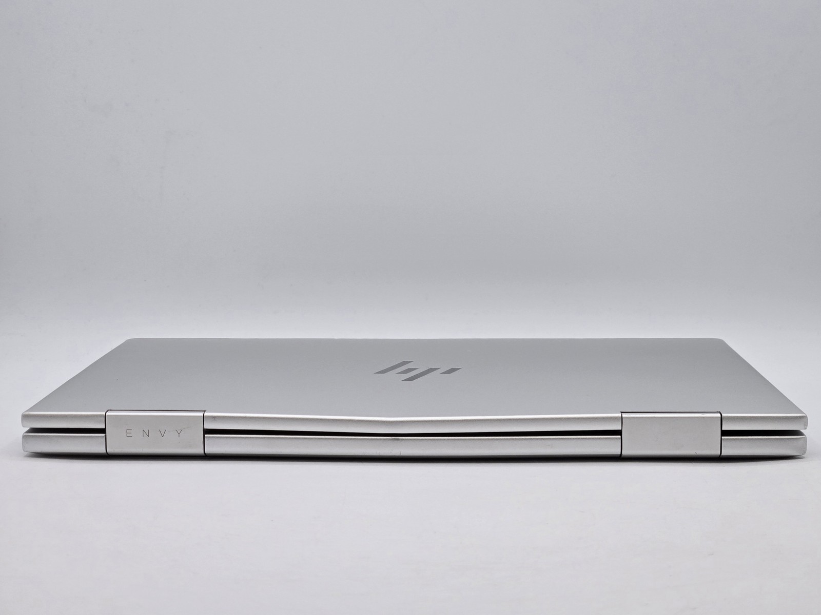 HP Envy x360 2-in-114-es0013dx 14″ FHD Touch I5-1335U 512GB 8GB W11 Backlit FPR