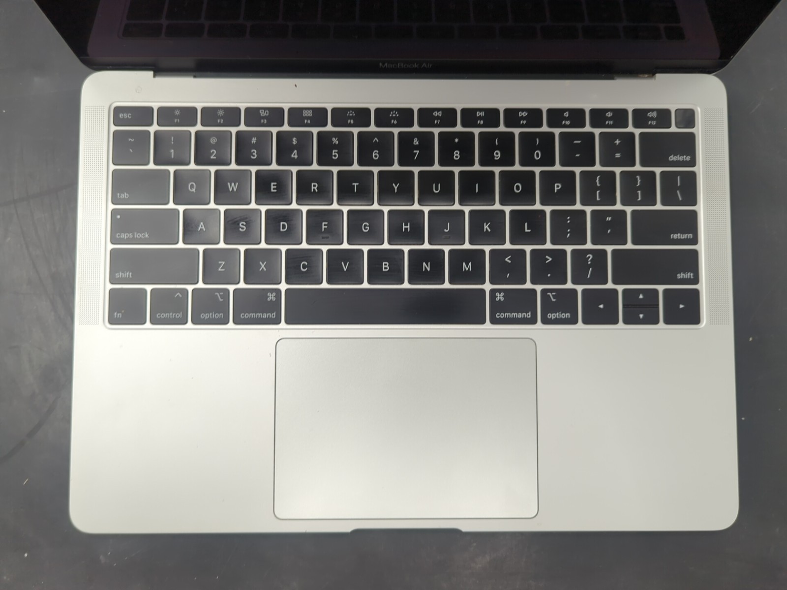 MacBook Air 8,1 a1932: i5 8th Gen: 16GB Ram: 500GB SSD: Sonoma: Tested & Wiped