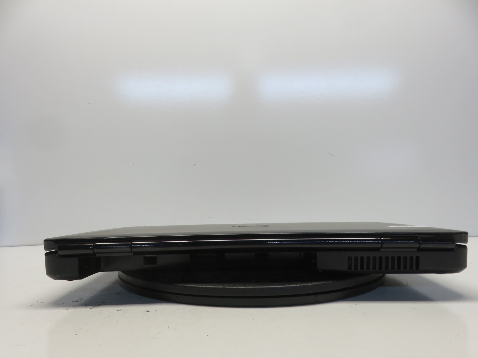 Dell Inspiron 1545 Intel Pentium Dual-Core T4300 2.1GHz 1 GB NO HDD No Batt