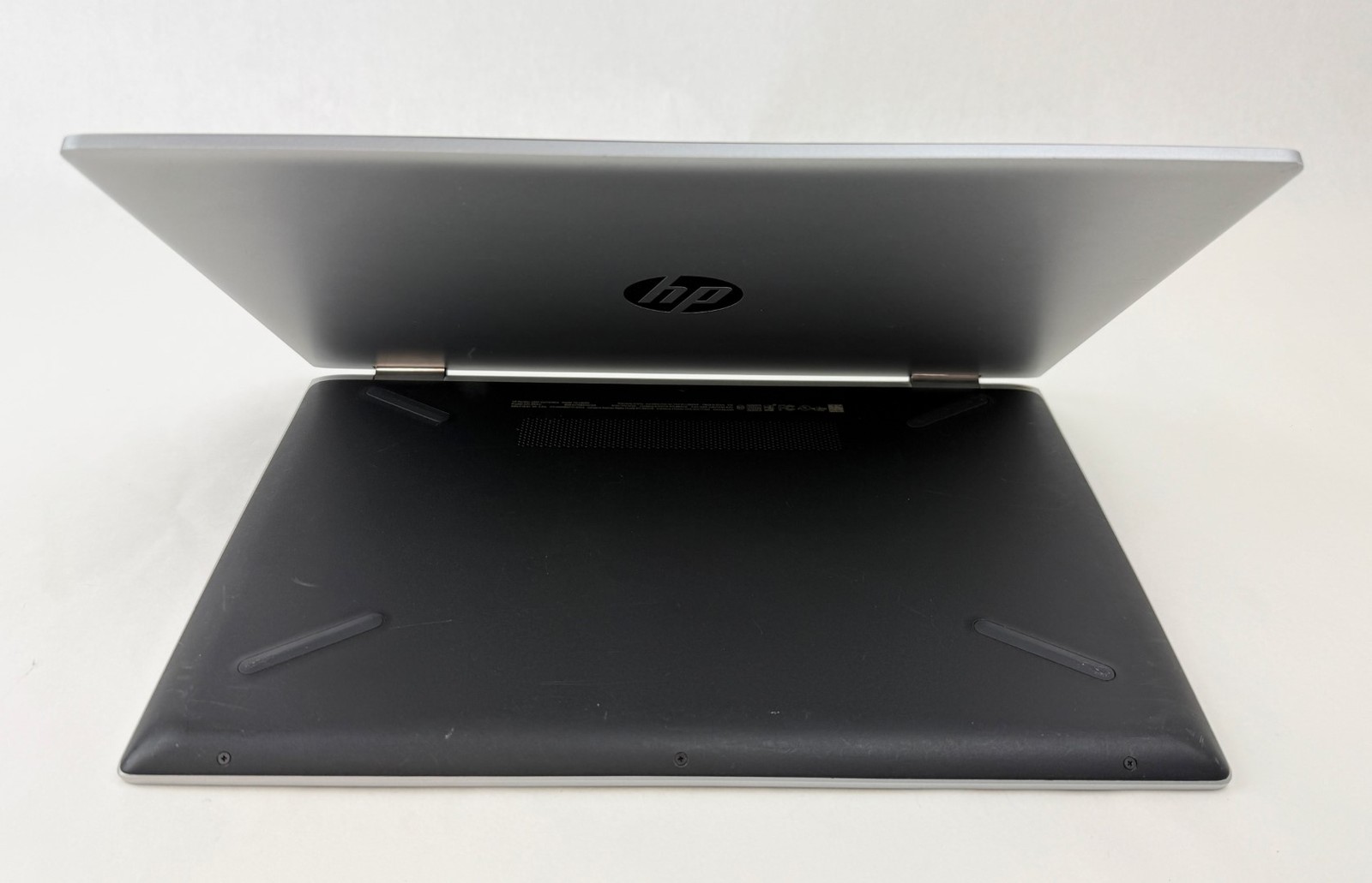HP Pavilion x360 14t-cd000 14″ HD Intel Pentium 4415U 8GB 512GB SSD W11H 2in1