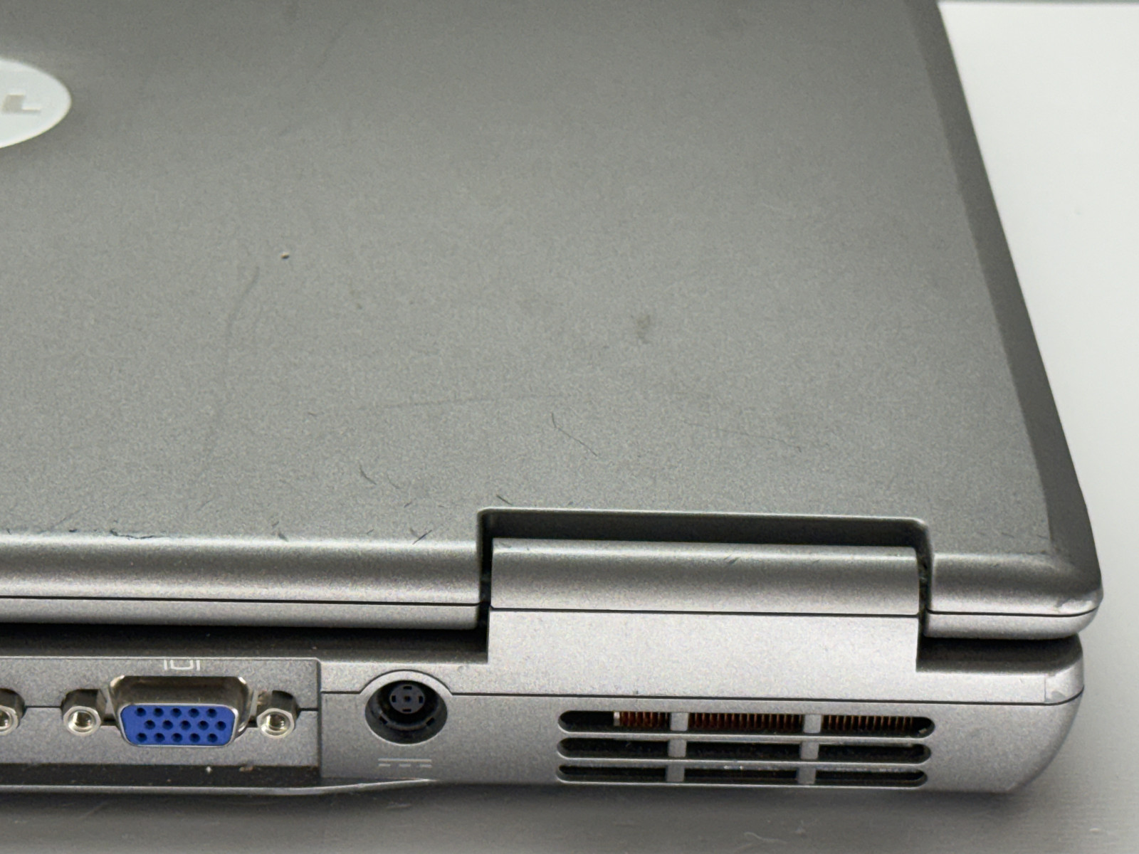 Vintage DELL Latitude D510 Intel Centrino Laptop Windows XP Model PP17L UNTESTED