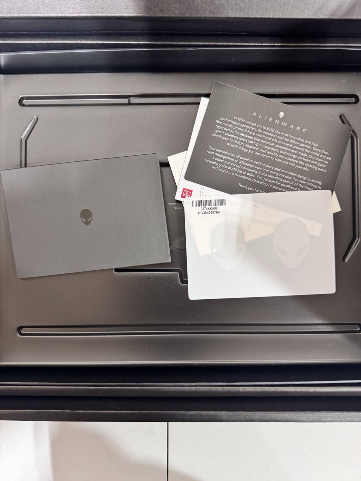 Alienware x17 R1 Laptop Lunar Light 17.3” Display (SEE DETAILS & DESCRIPTION)