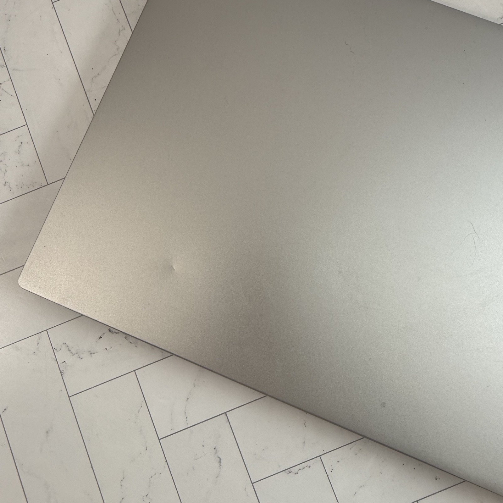Lenovo Slim 7i 14IAP7 1 TB 16 GB Intel Core i7 2.1GHz Intel Xe Graphics #H456