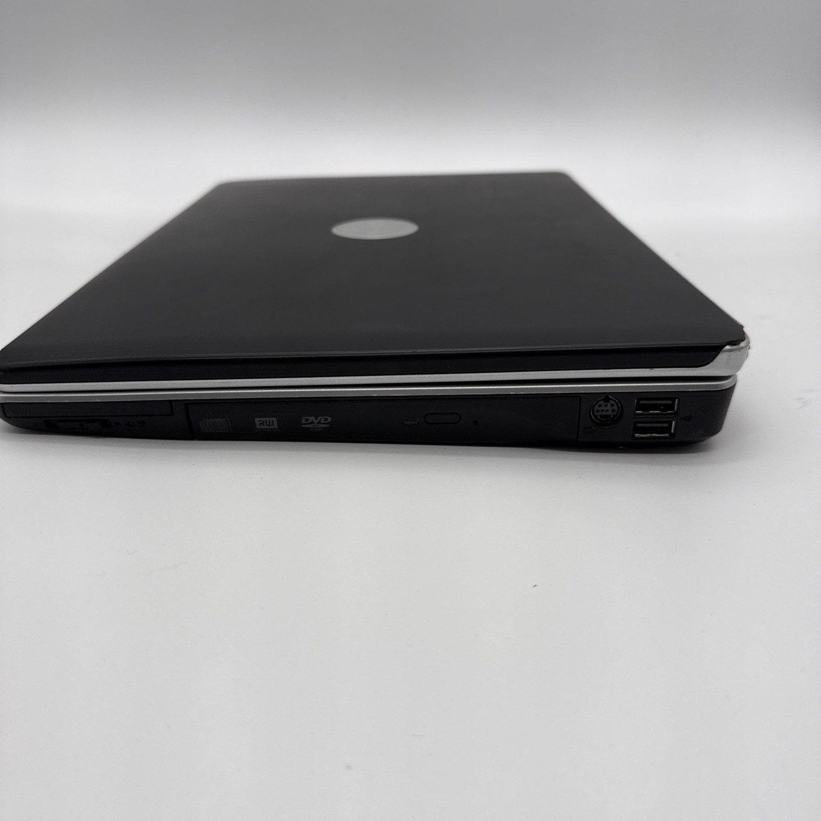 Dell Insprion 1525 intel Cpu 2.16ghz, 4gb ram, 120 HDD, Boot Bios, Batt, No OS