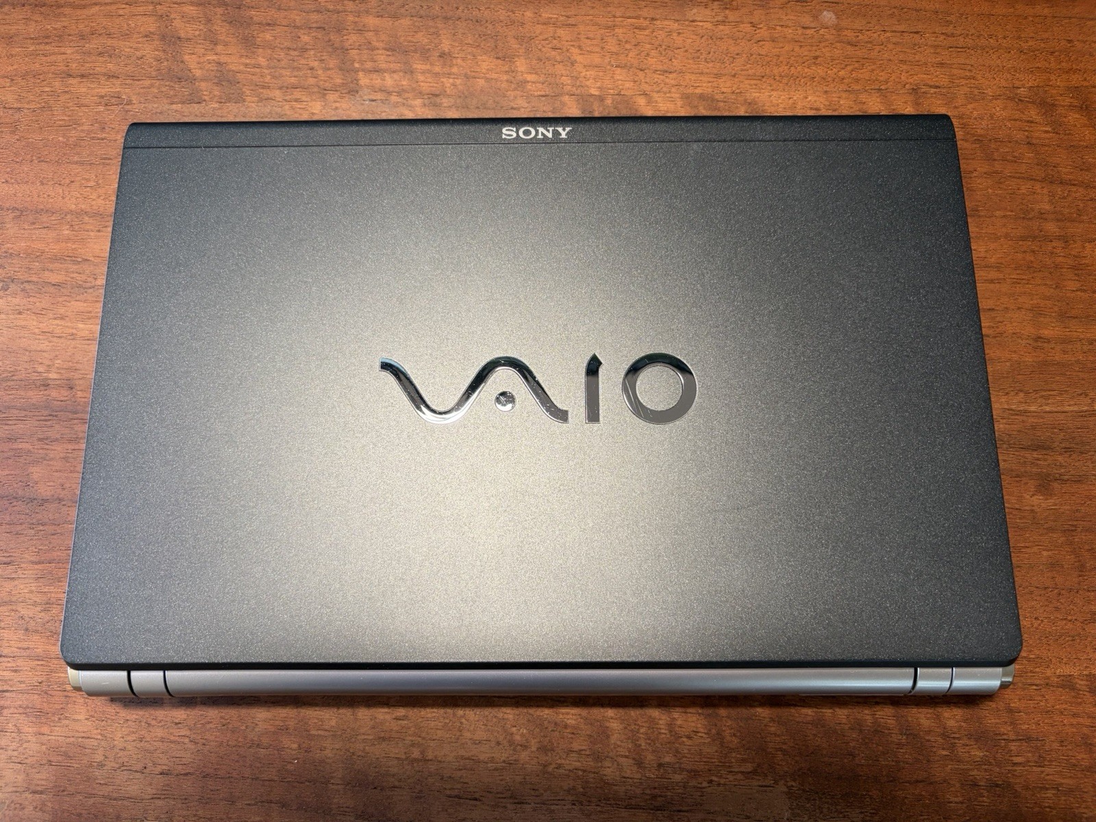 Sony VAIO VGN-Z520N/B 13.1in Core 2 Duo P8400 6GB 128GB SSD Win10