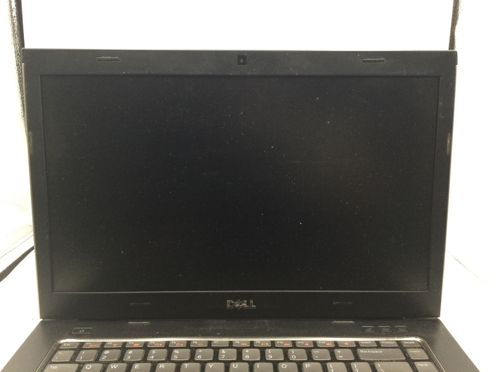 DELL VOSTRO 3550 – FOR PARTS/NO POWER – INTEL I5 – NO RAM -15″ – READ DESC – BB