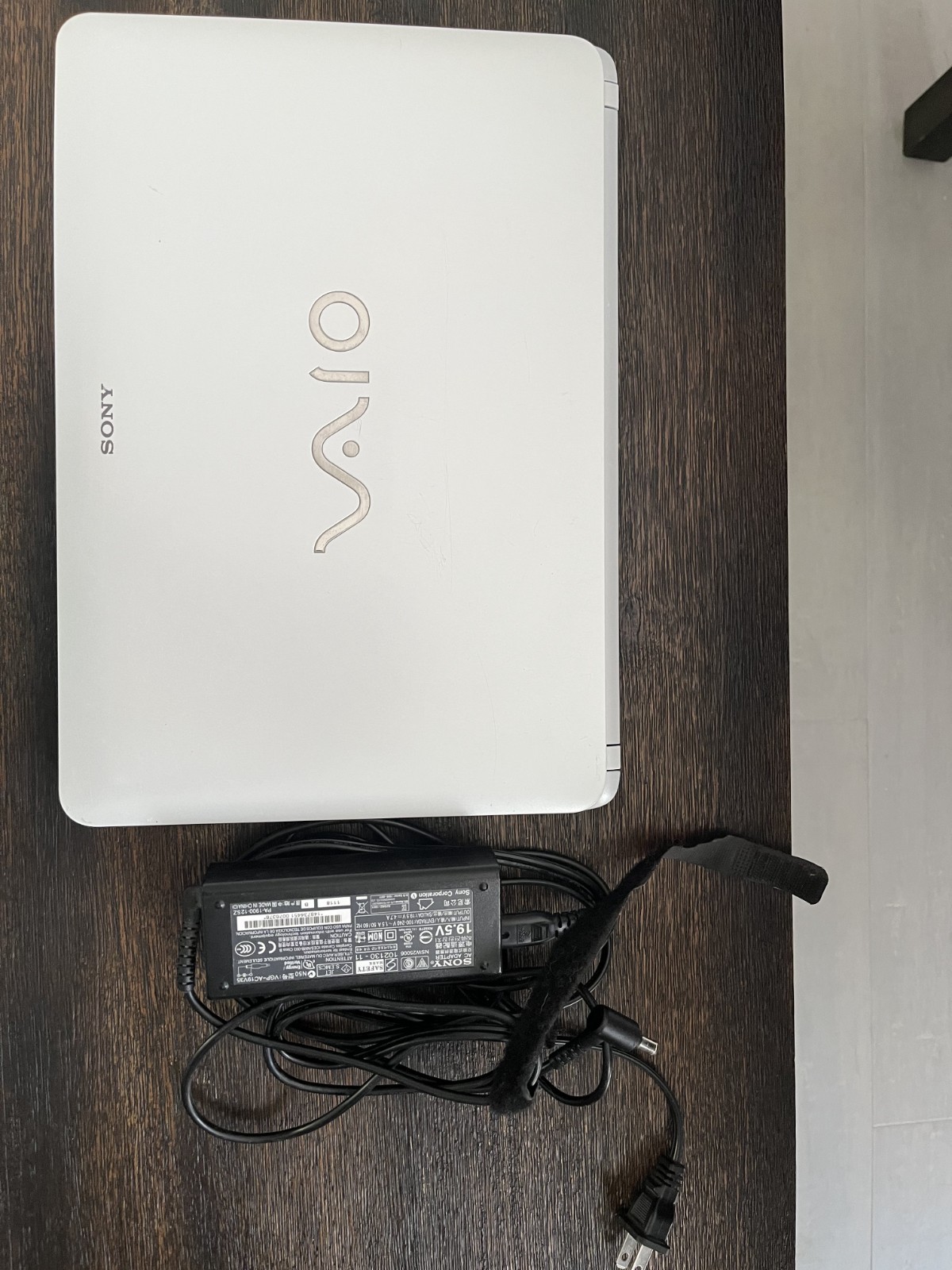 Sony VAIO SVF143B1YL 14″ Laptop Intel Core i7-4500U 12GB RAM Windows 10 Works
