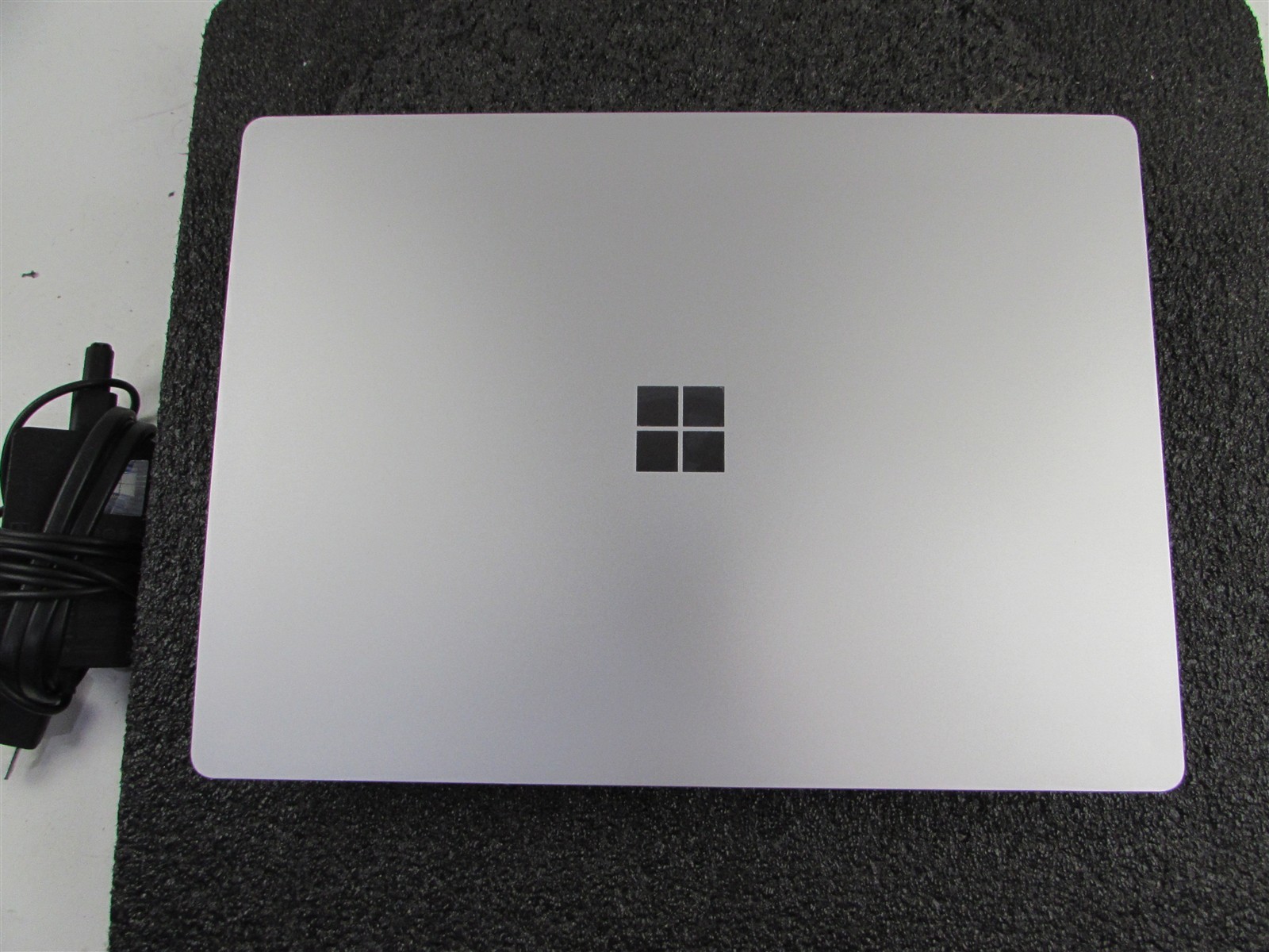SURFACE SURFACE LAPTOP 6 CORE ULTRA 7 165H 512GB SSD 16GB RAM WIN 11 PRO