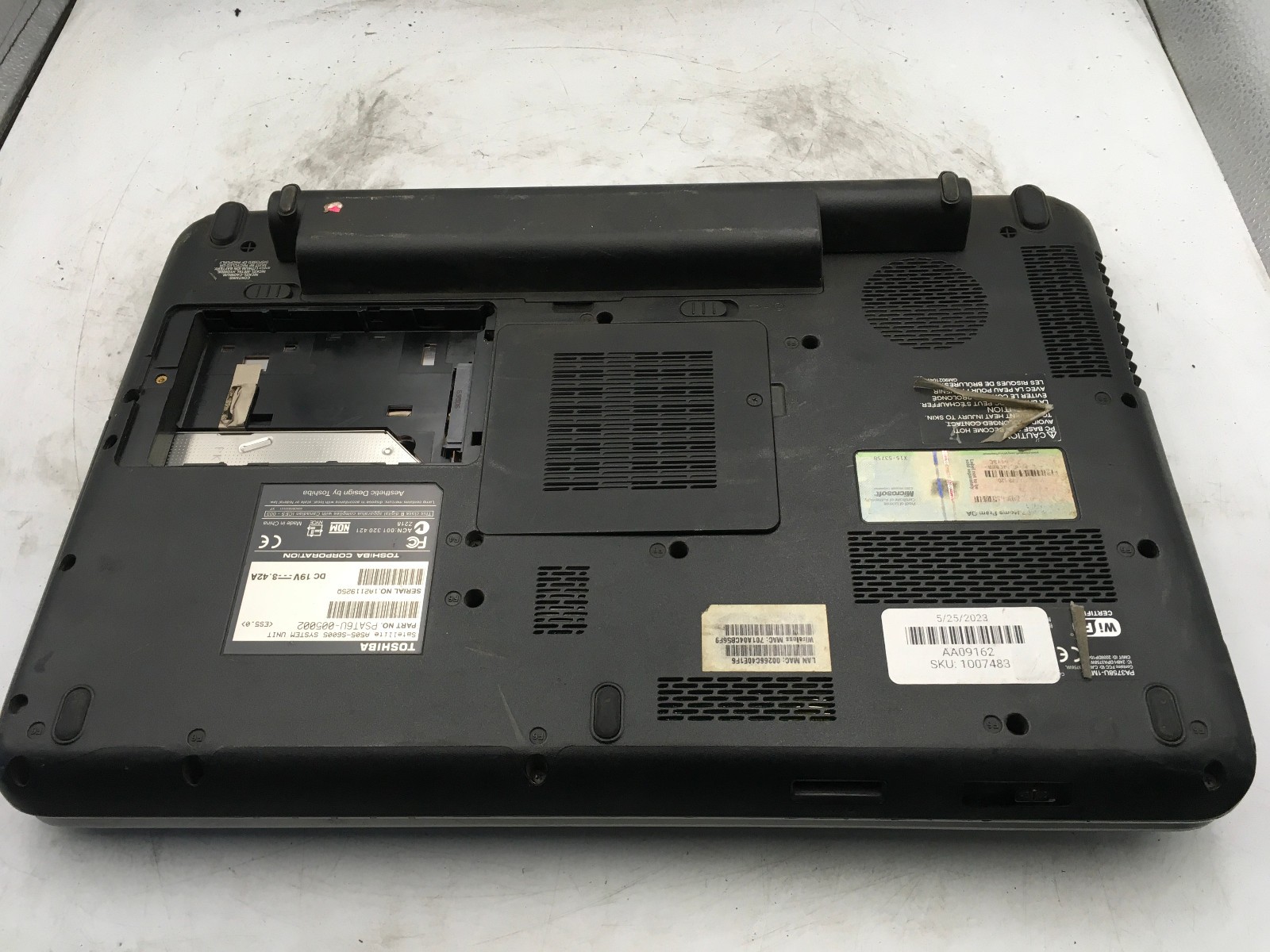 TOSHIBA SATELLITE A505 S6005 -FOR PARTS/REPAIR- INTEL i3-330M – 4GB RAM -READ-BB
