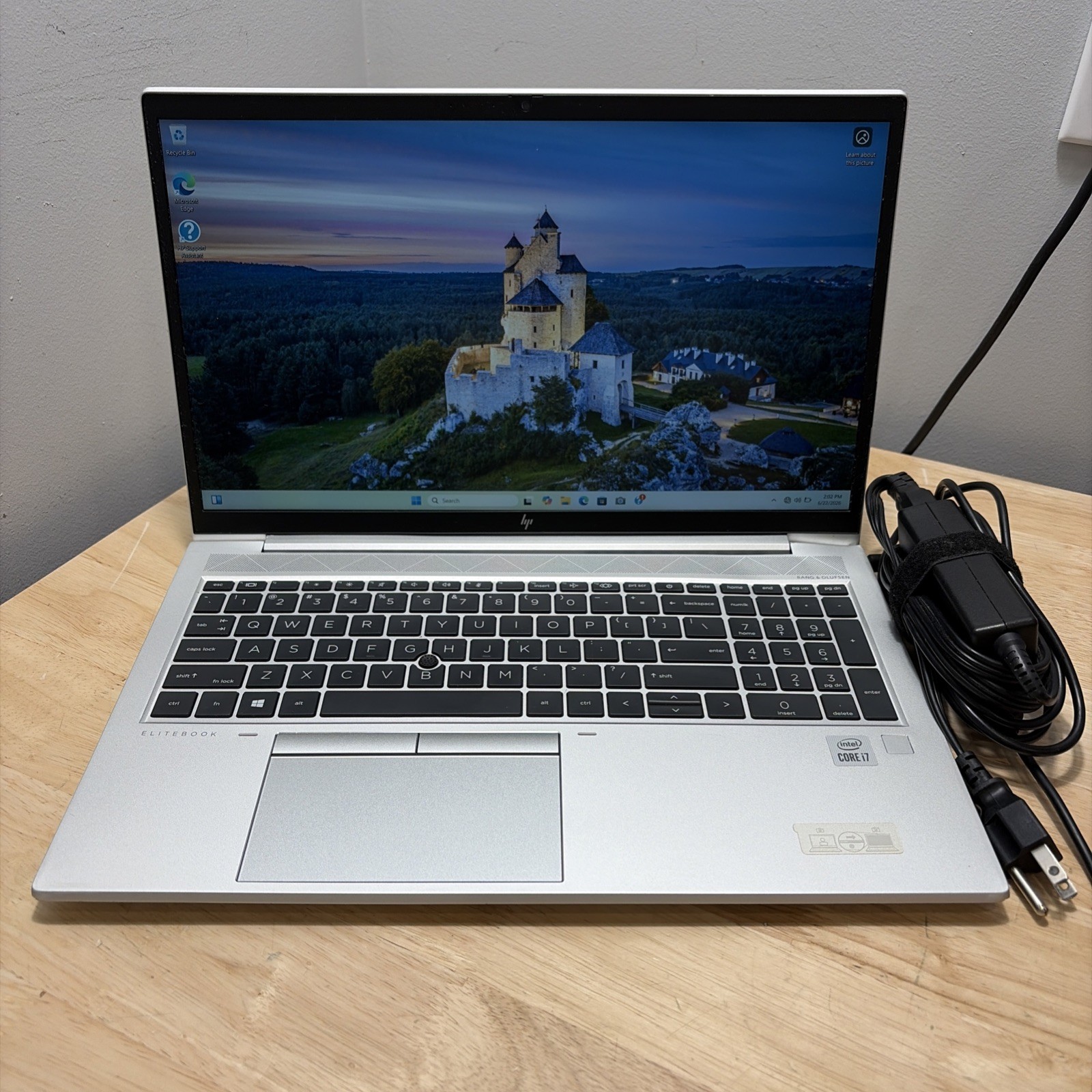 HP EliteBook 850 G7 CORE I7-10610U 1.8GHZ 32GB 256GB SSD WCAM WIFI W11 & CORD