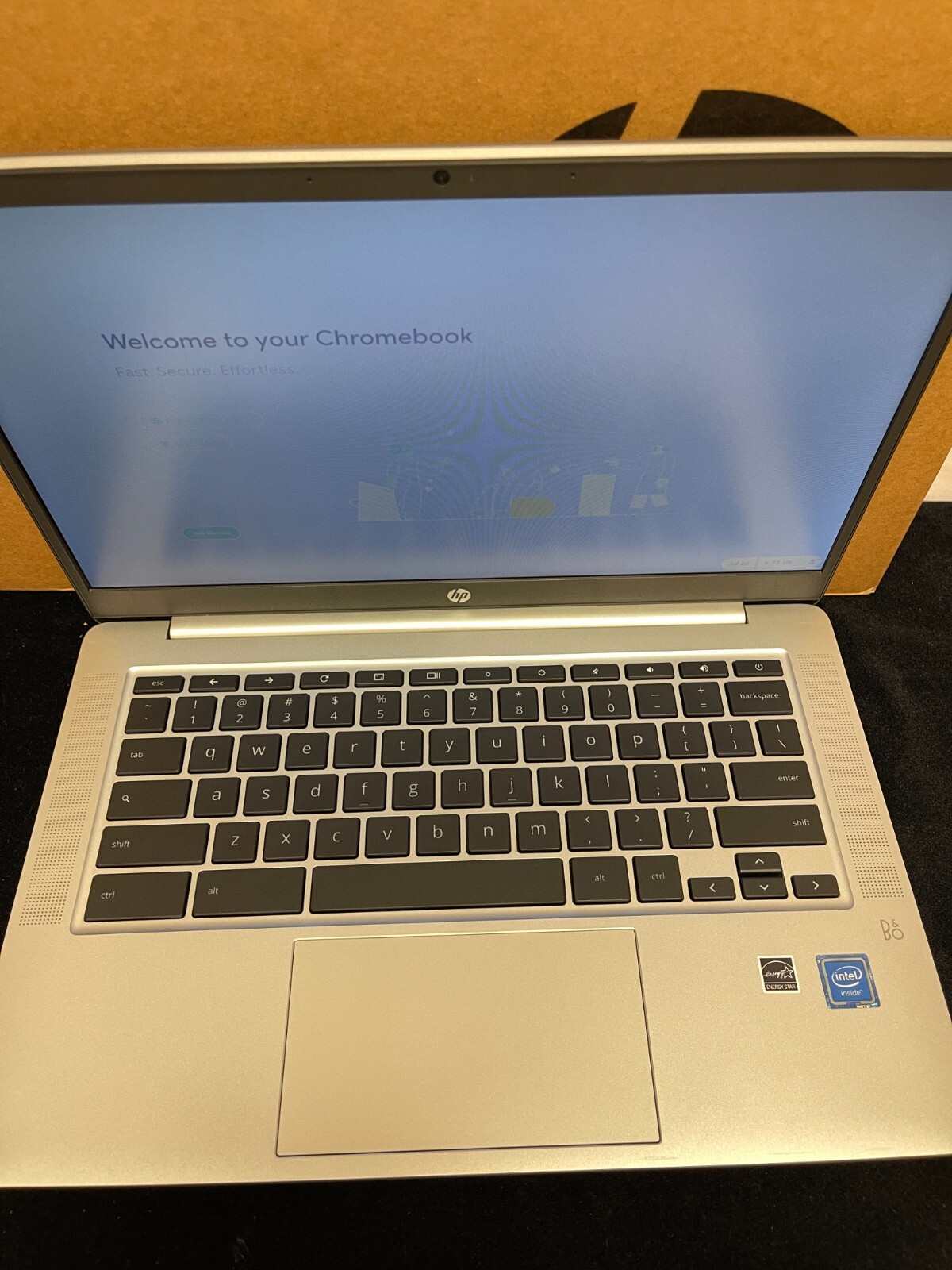HP Chromebook 14a-na0024nr Silver 4GB RAM 32GB Storage Integrated 14″ Laptop
