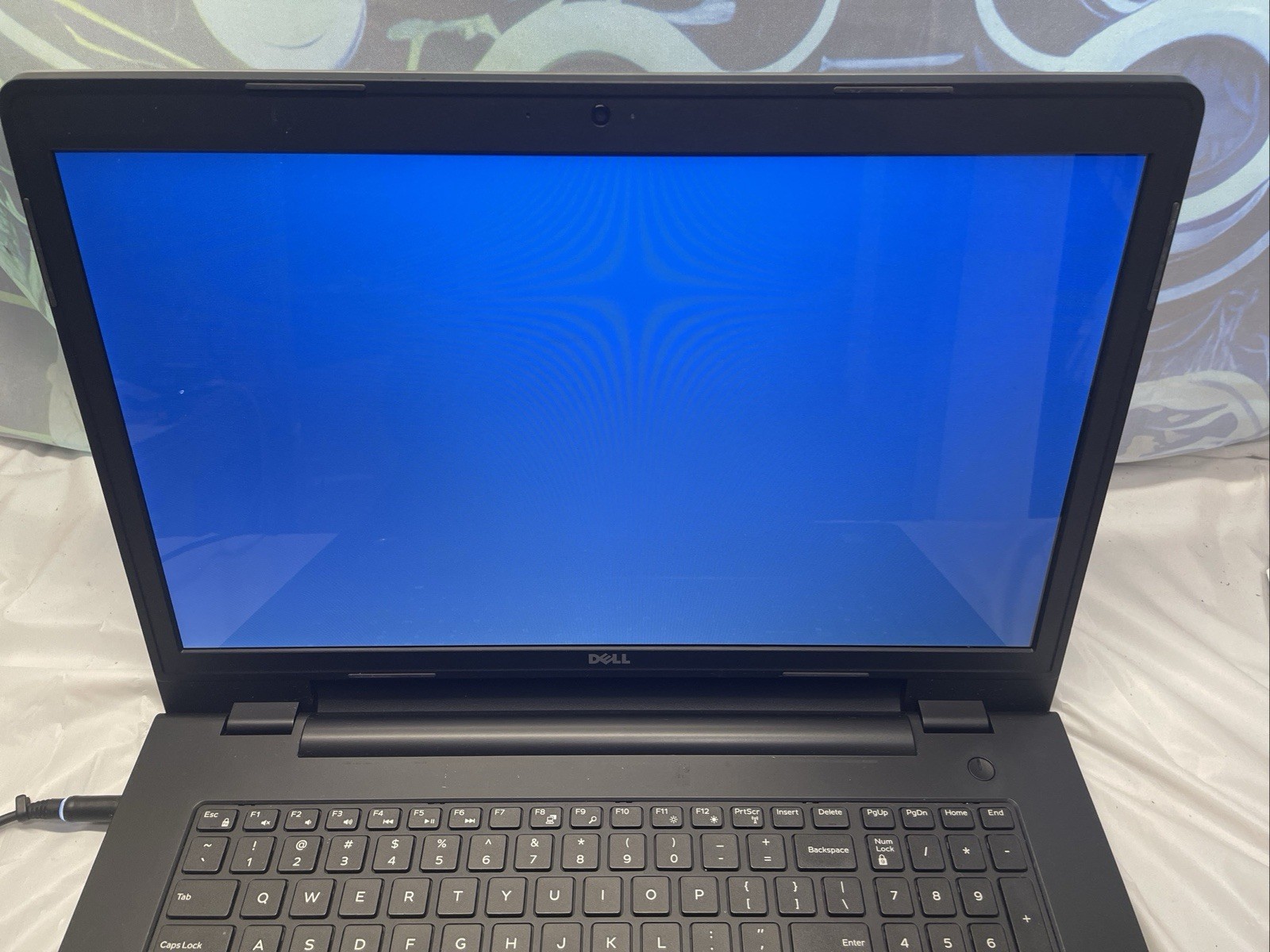 Dell 17 inch BIG SCREEN i5 8GB Ram 250GB SSD Win 11 Laptop Notebook w/AC Adapter