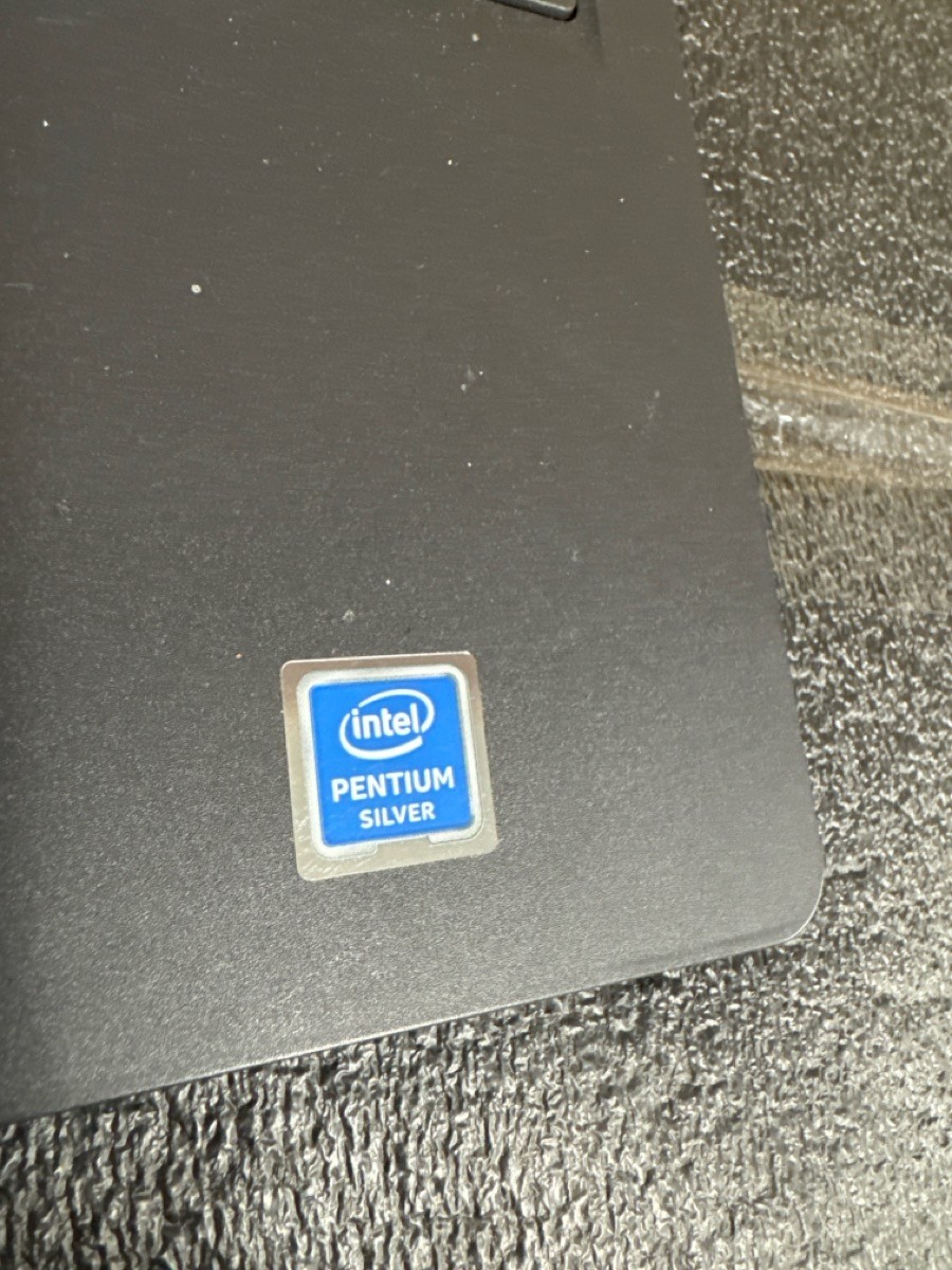 DELL COMPUTER INSPIRON 15 3000 SERIES ADMINISTRATION/ ACCOUNT LOCKED (R7A013312)