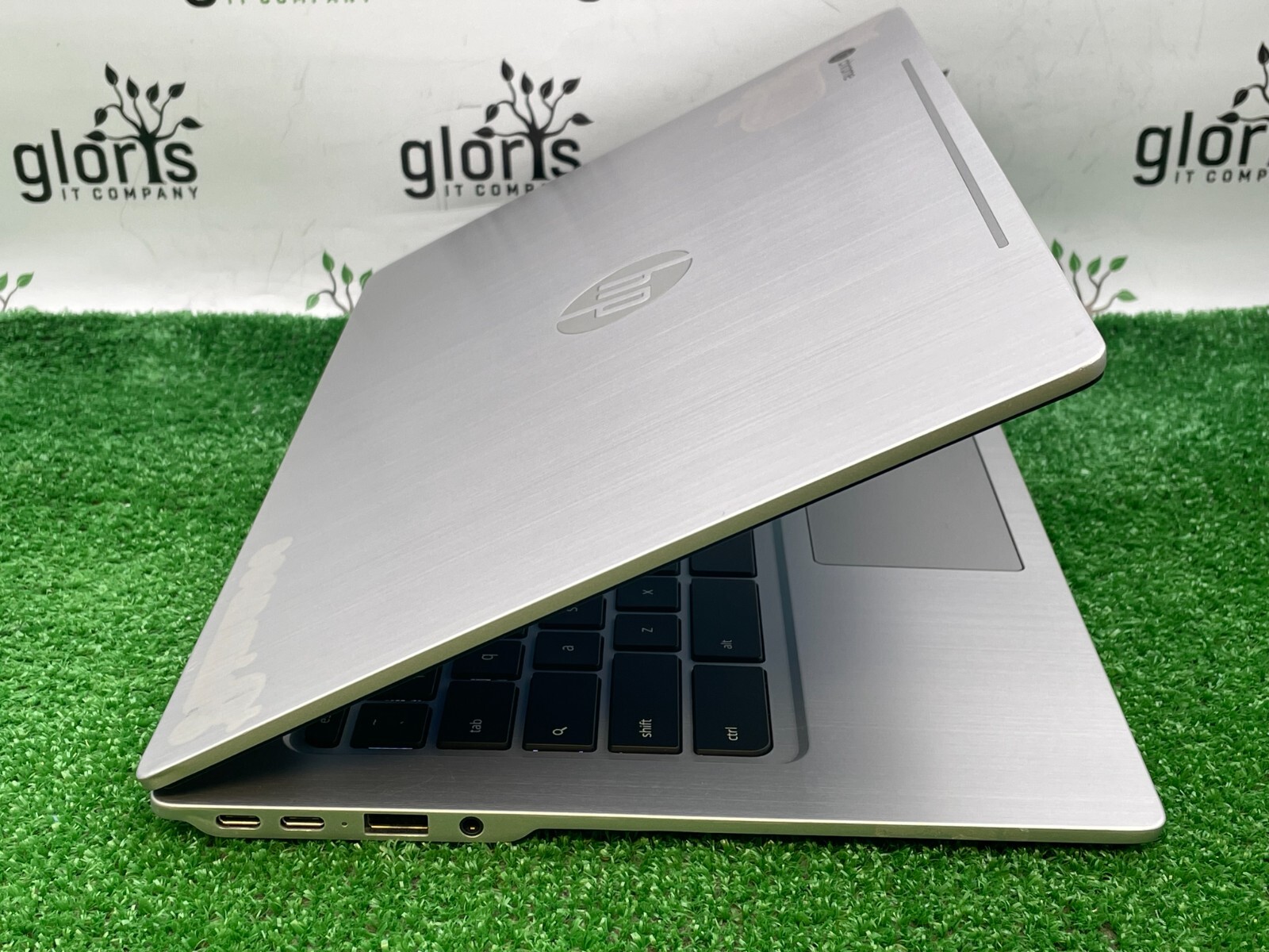 Used HP Chromebook 13 G1 Laptop Intel m7-6Y75 1.20GHz / 16GB RAM / 32GB SSD NT