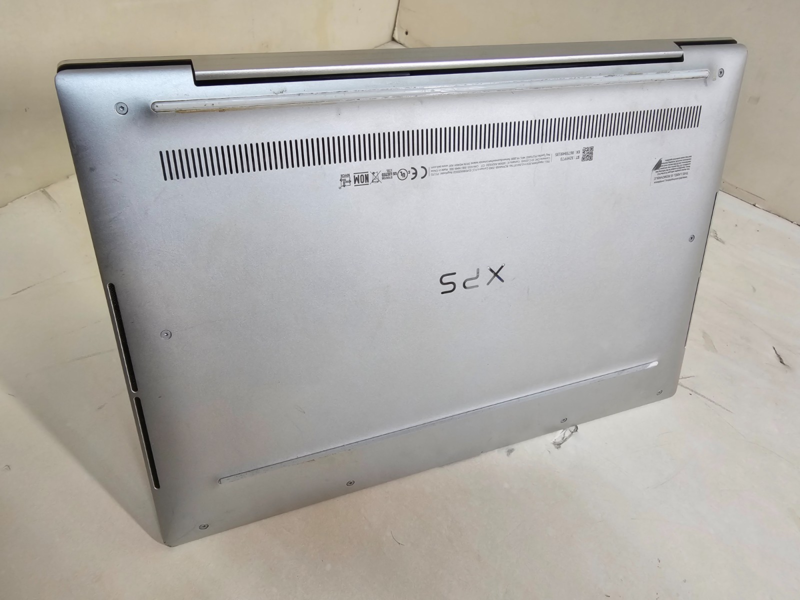 Dell XPS 13 9310 Laptop – 2.8 GHz i7-1165G7 8GB 512GB SSD 13.3″ Touchscreen SP1