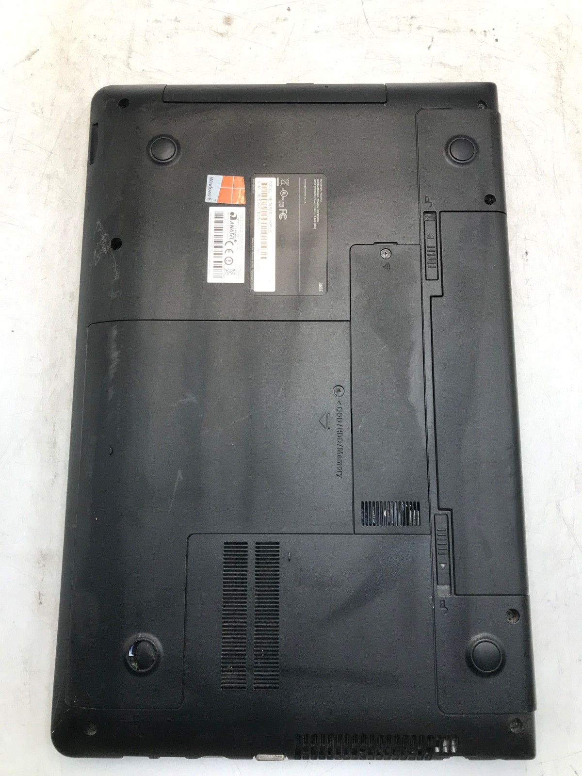 Samsung 365E AMD A6 15″ Laptop -BOOTS/BAD DISPLAY-MZ