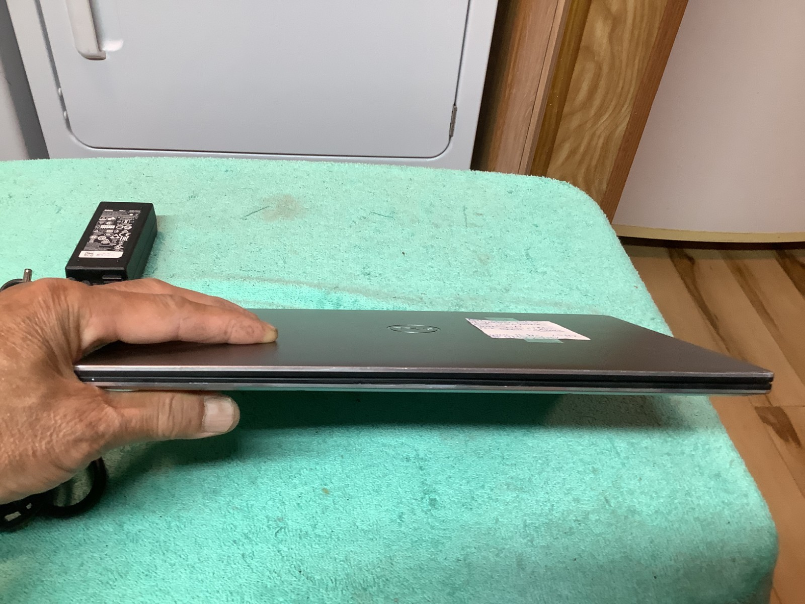 Dell XPS 13 9360 13″ QHD-Touch i7-7660U, 16GB-256GB NVMe Windows 11 Pro #HMVV9H2