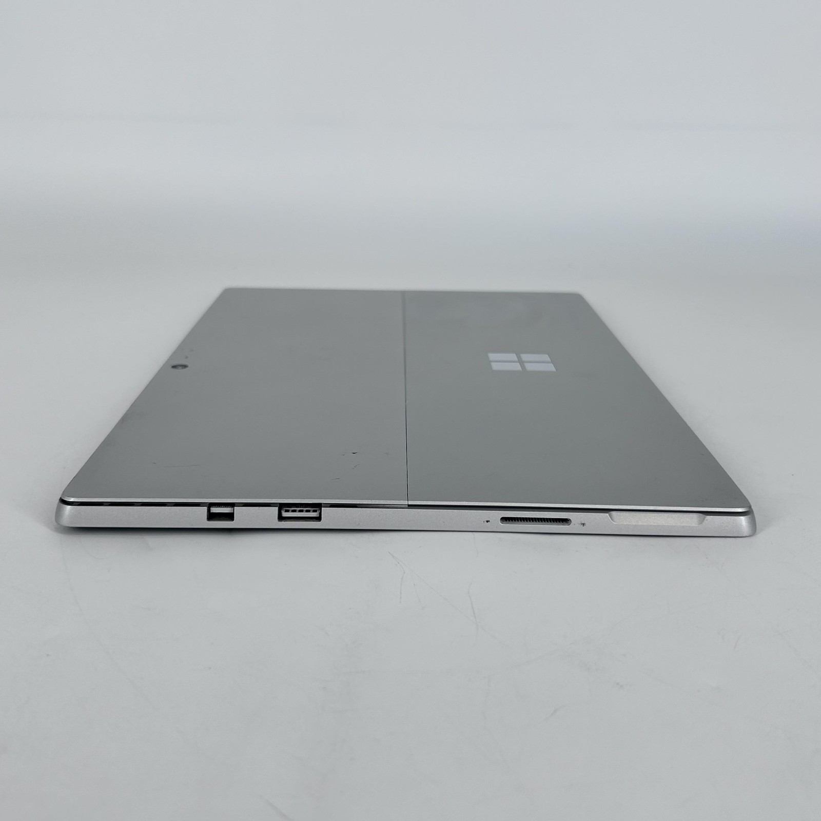 Surface Pro Gen 5 13″ QHD+ TOUCH Intel Core m3-7Y30 1.0GHz 4GB RAM 128GB SSD