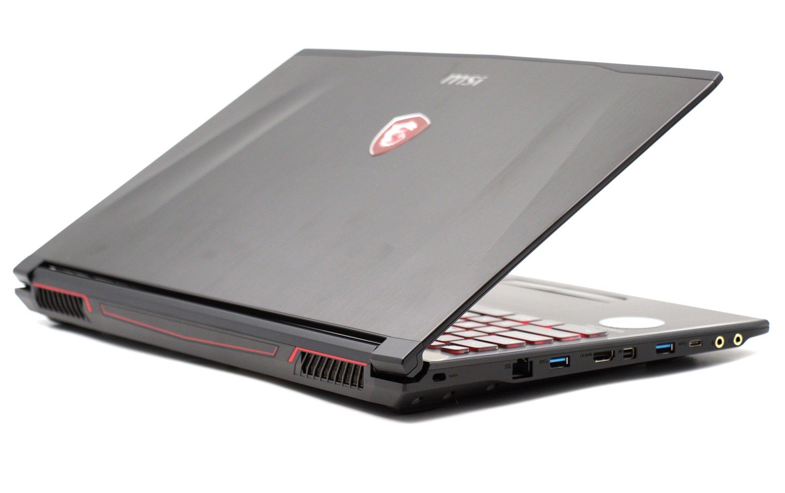 MSI GP62M 7RDX Leopard-2223US – FHD – i7-7700HQ – 16GB RAM – GTX 1050 – 1TB HDD