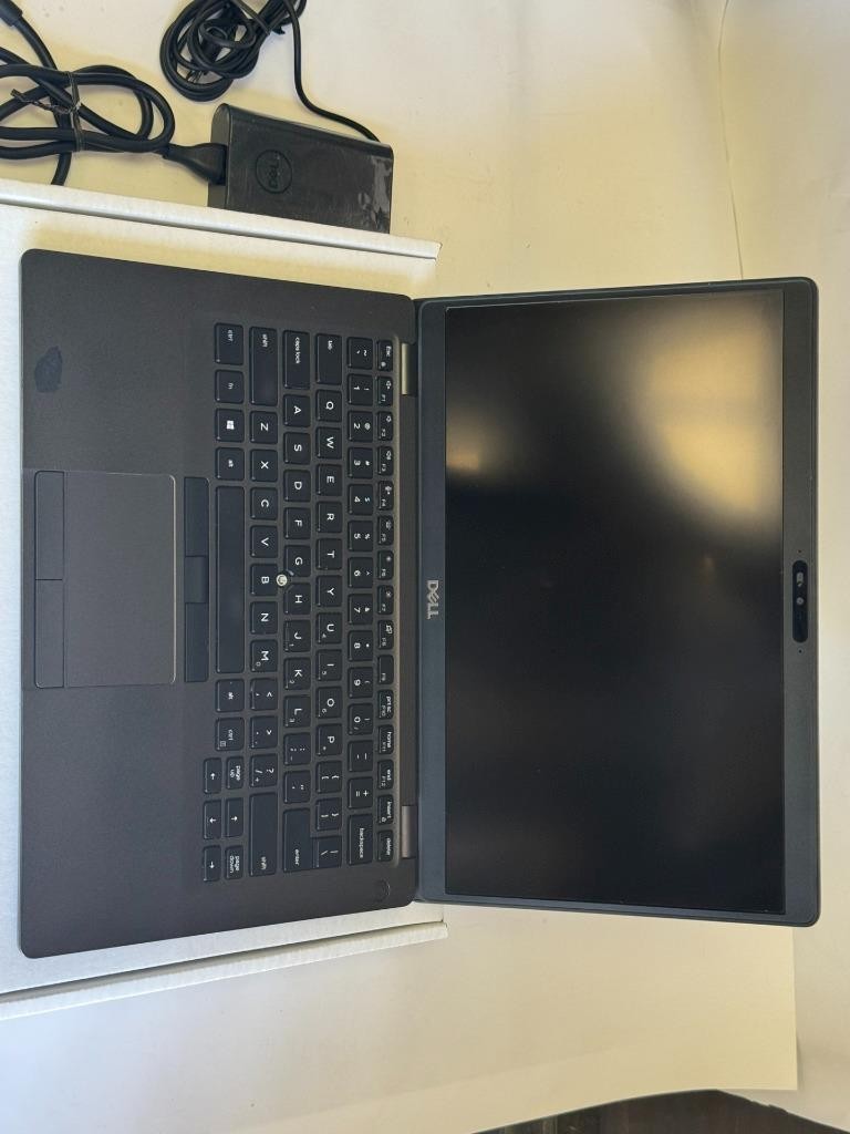 Dell Latitude 5400 14″ Intel Core i5-8365U 1.6GHz 16GB RAM 512GB SSD, Grade C