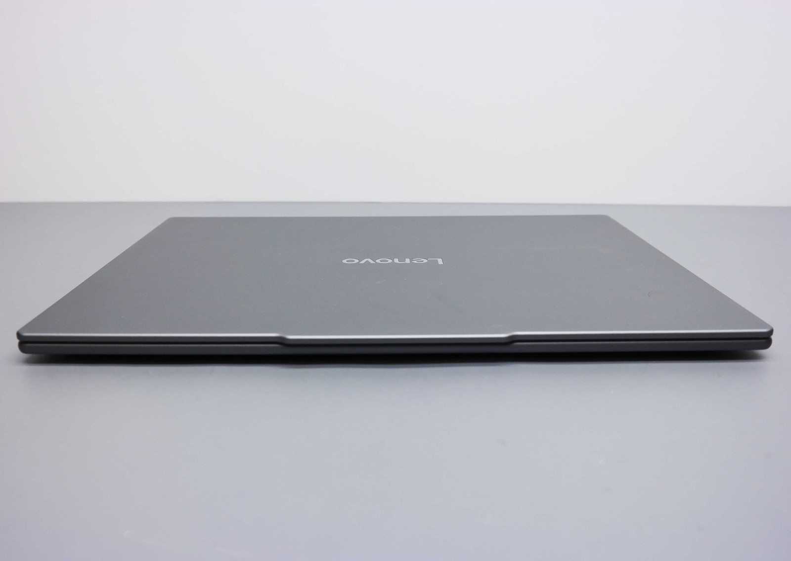 Lenovo Yoga Slim 7i Aura 15.3″ Core Ultra 7 256V 16GB 1TB SSD