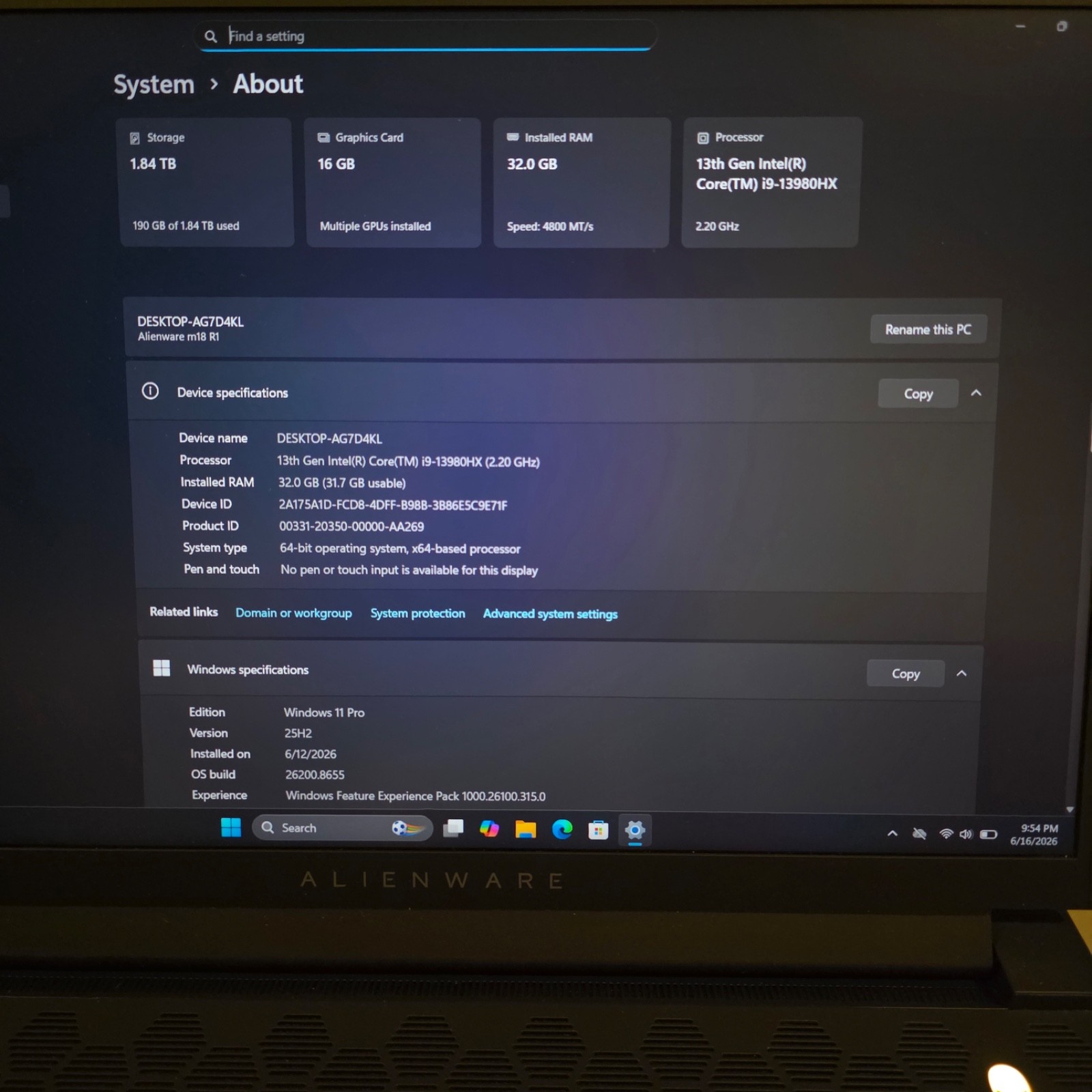 Alienware M18 R1 480Hz i9-13980HX 32GB 2TB SSD RTX 4090 175W 16G DDR6 CherryMX