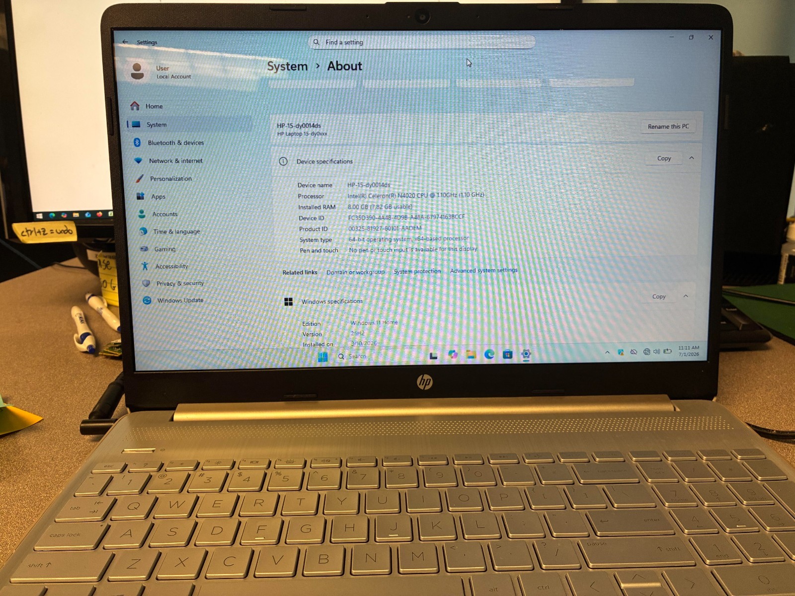 HP Laptop 15-dy0014ds 15.6″ (256GB SSD, Intel Celeron N4020, 1.1GHz, 8GB RAM)