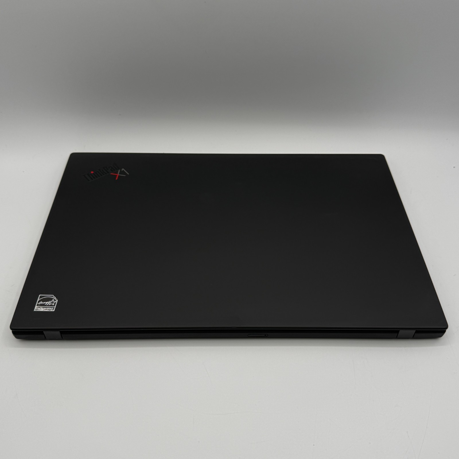 Lenovo ThinkPad X1 Carbon gen 8. i7 10510U 1.60GHz 16GB RAM 256GB SSD 14″ FHD