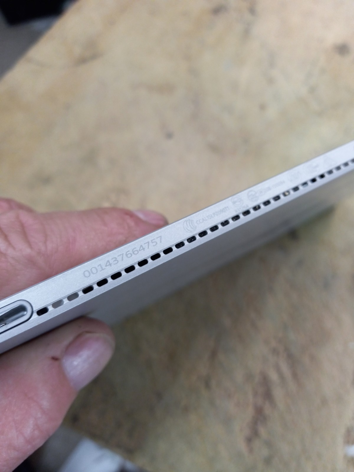Microsoft Surface Book 1703 13.5″ i5-6300U 8GB Ram bad drive